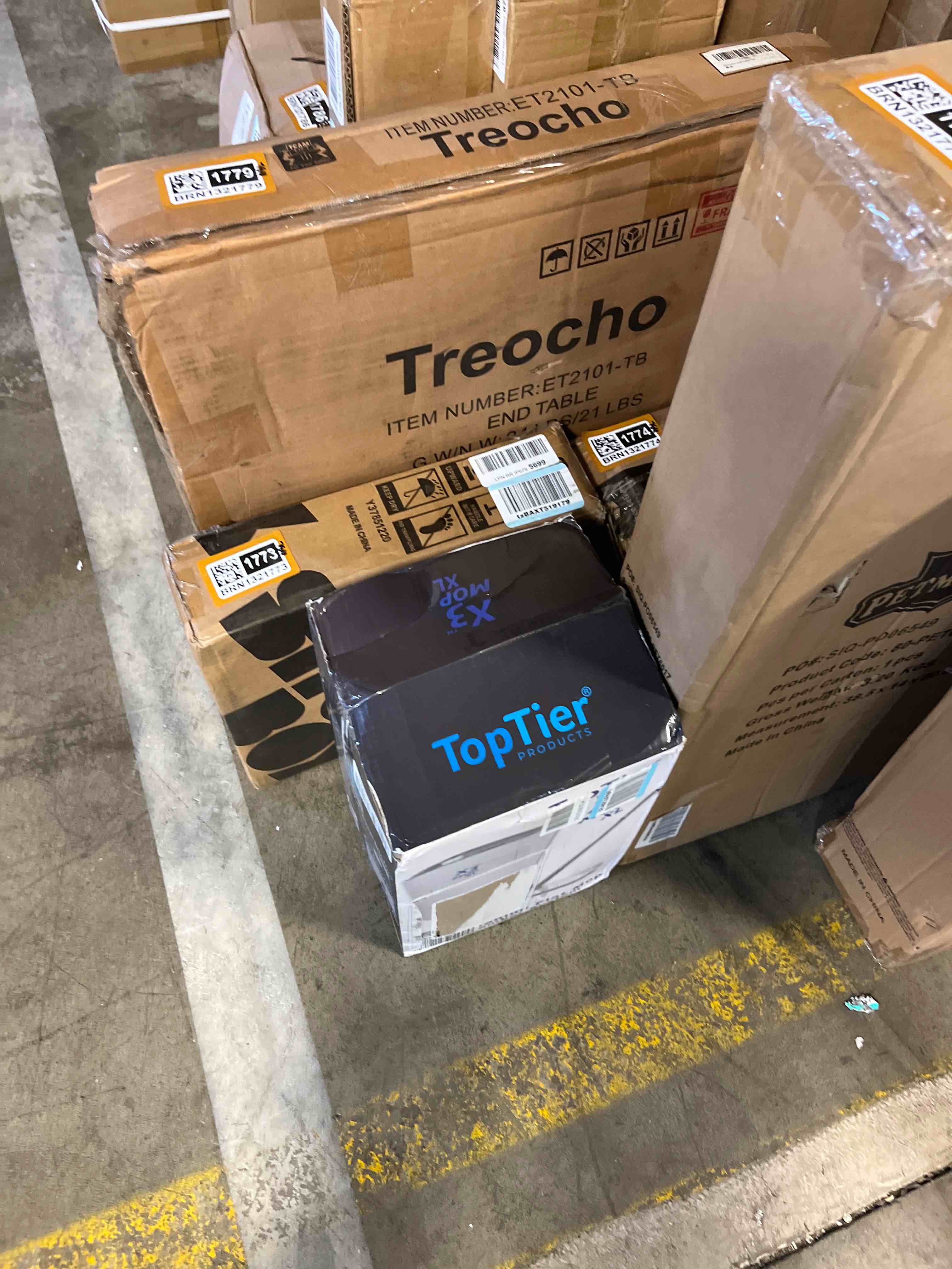 https://s3.amazonaws.com/lotting-images-prod/phillipi/BRN1321768_1748282575346.jpeg