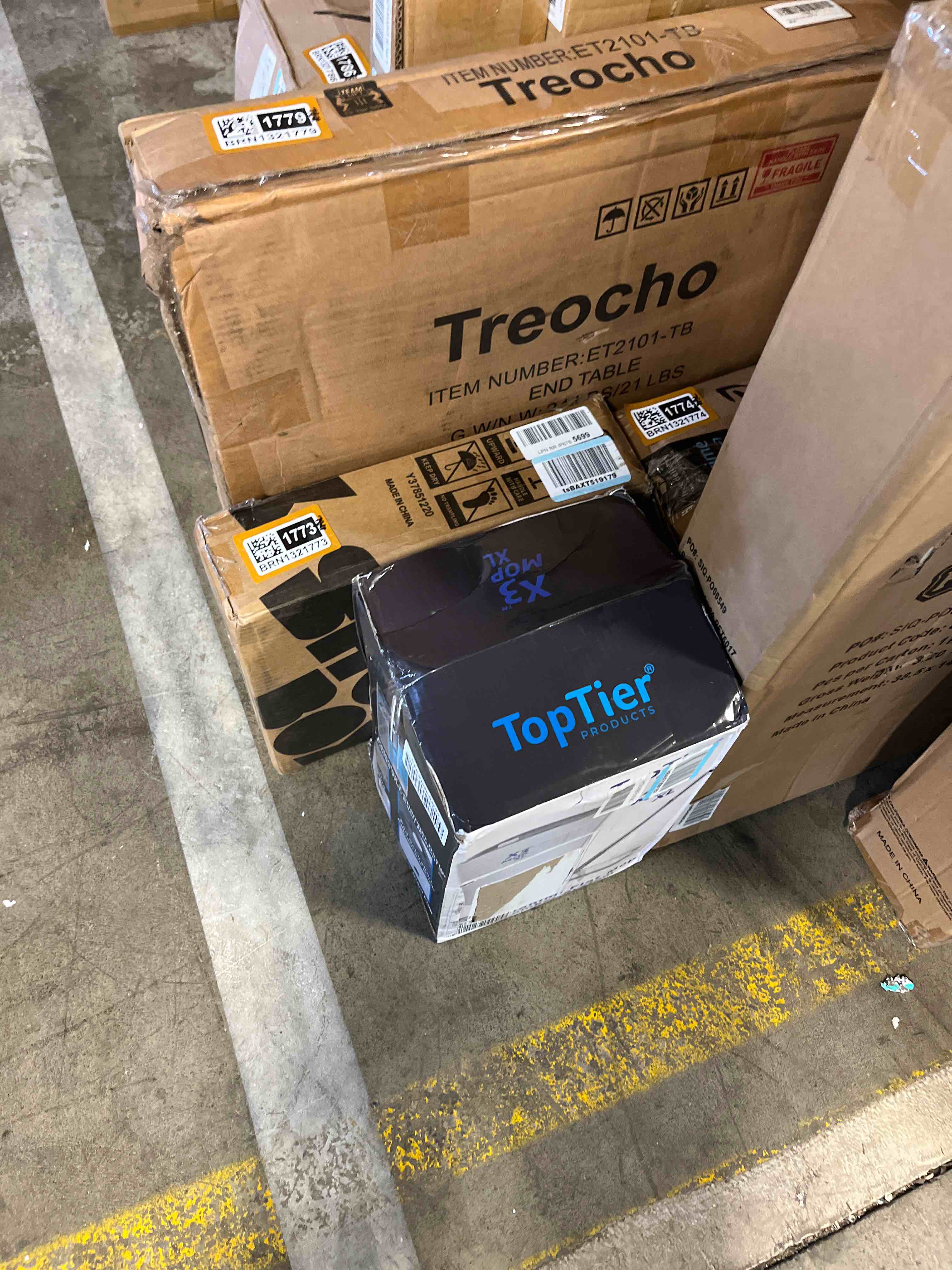 https://s3.amazonaws.com/lotting-images-prod/phillipi/BRN1321768_1748282576645.jpeg