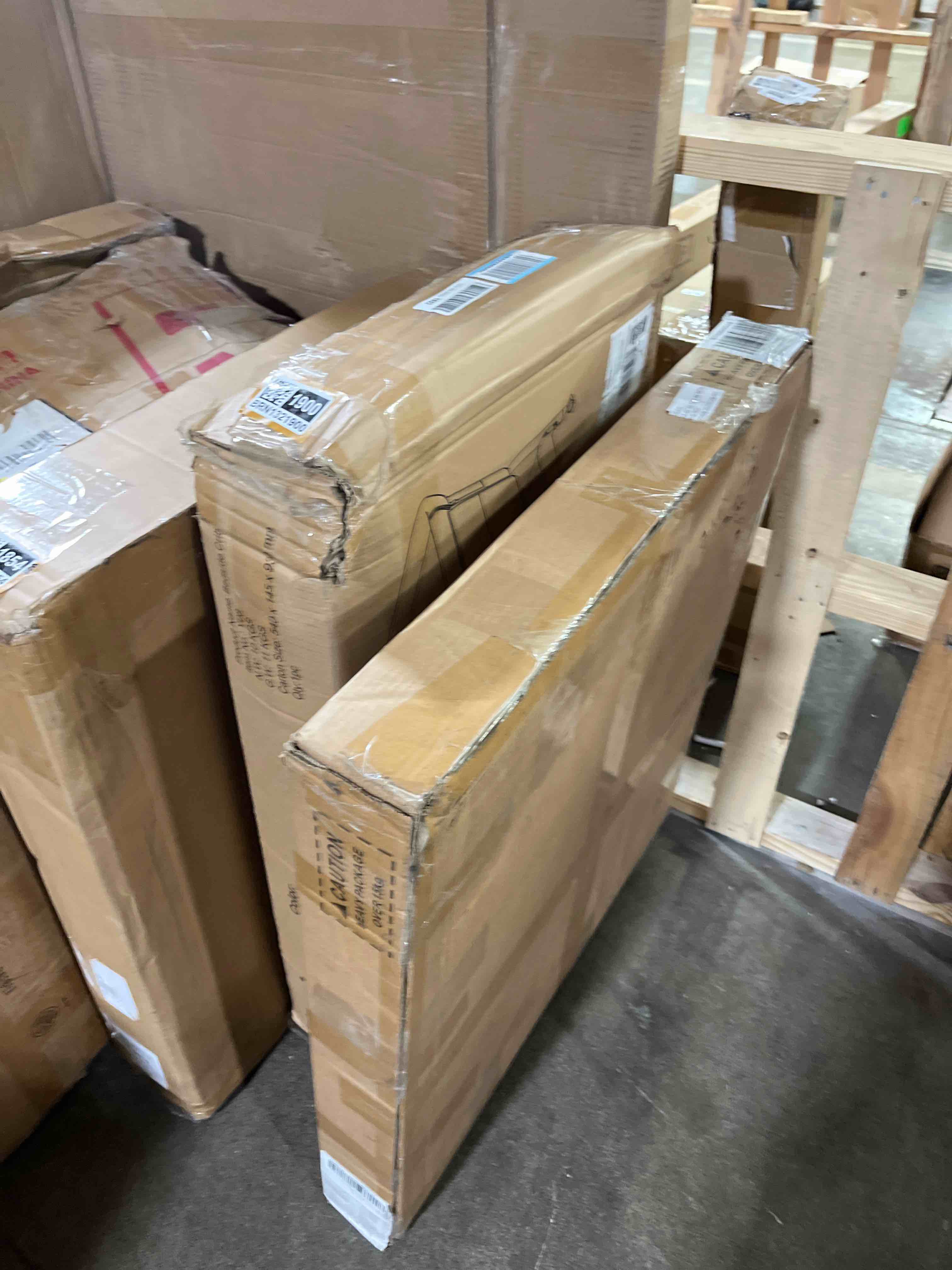https://s3.amazonaws.com/lotting-images-prod/phillipi/BRN1321853_1748886910249.jpeg