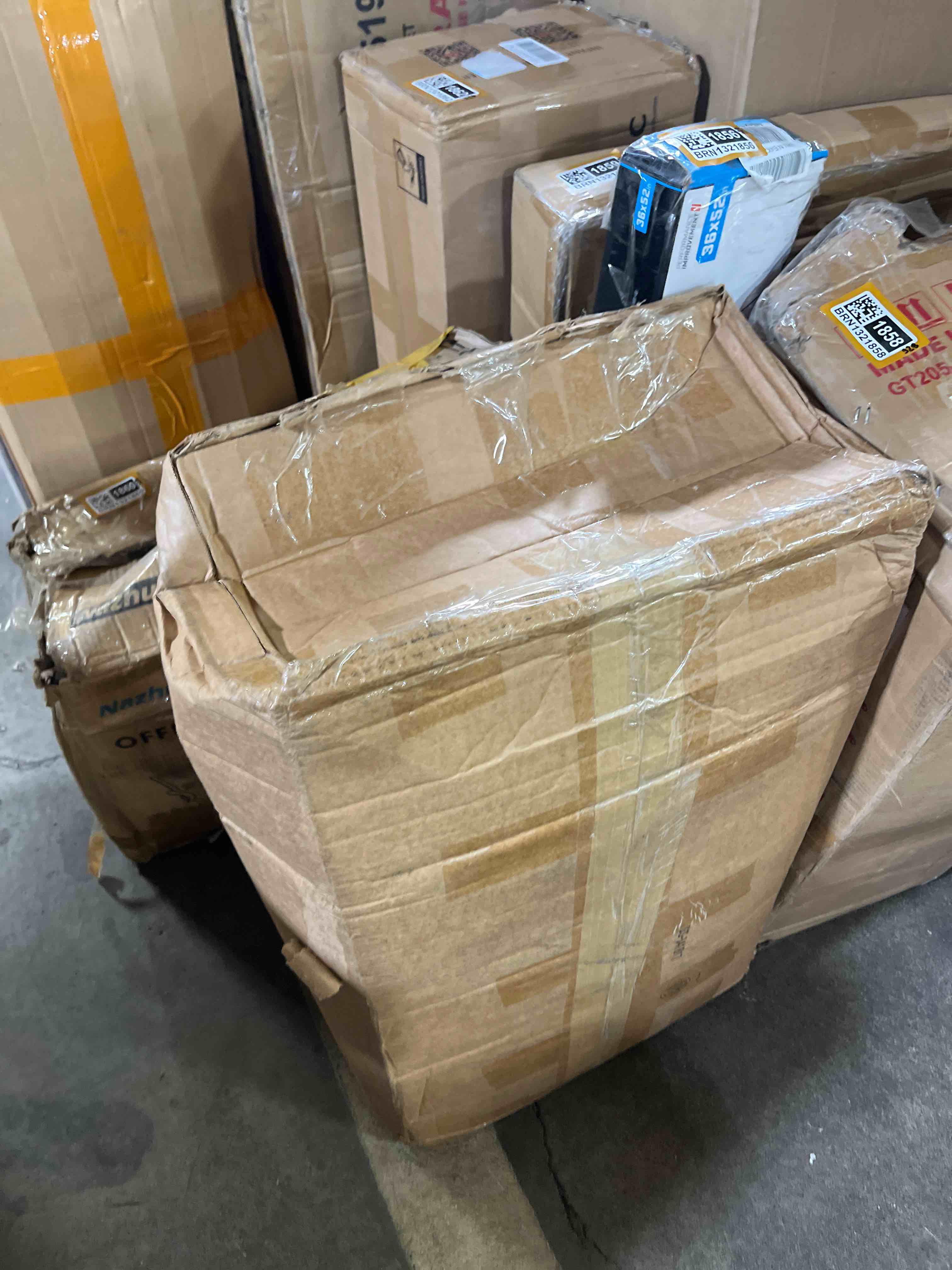 https://s3.amazonaws.com/lotting-images-prod/phillipi/BRN1321855_1748886526539.jpeg