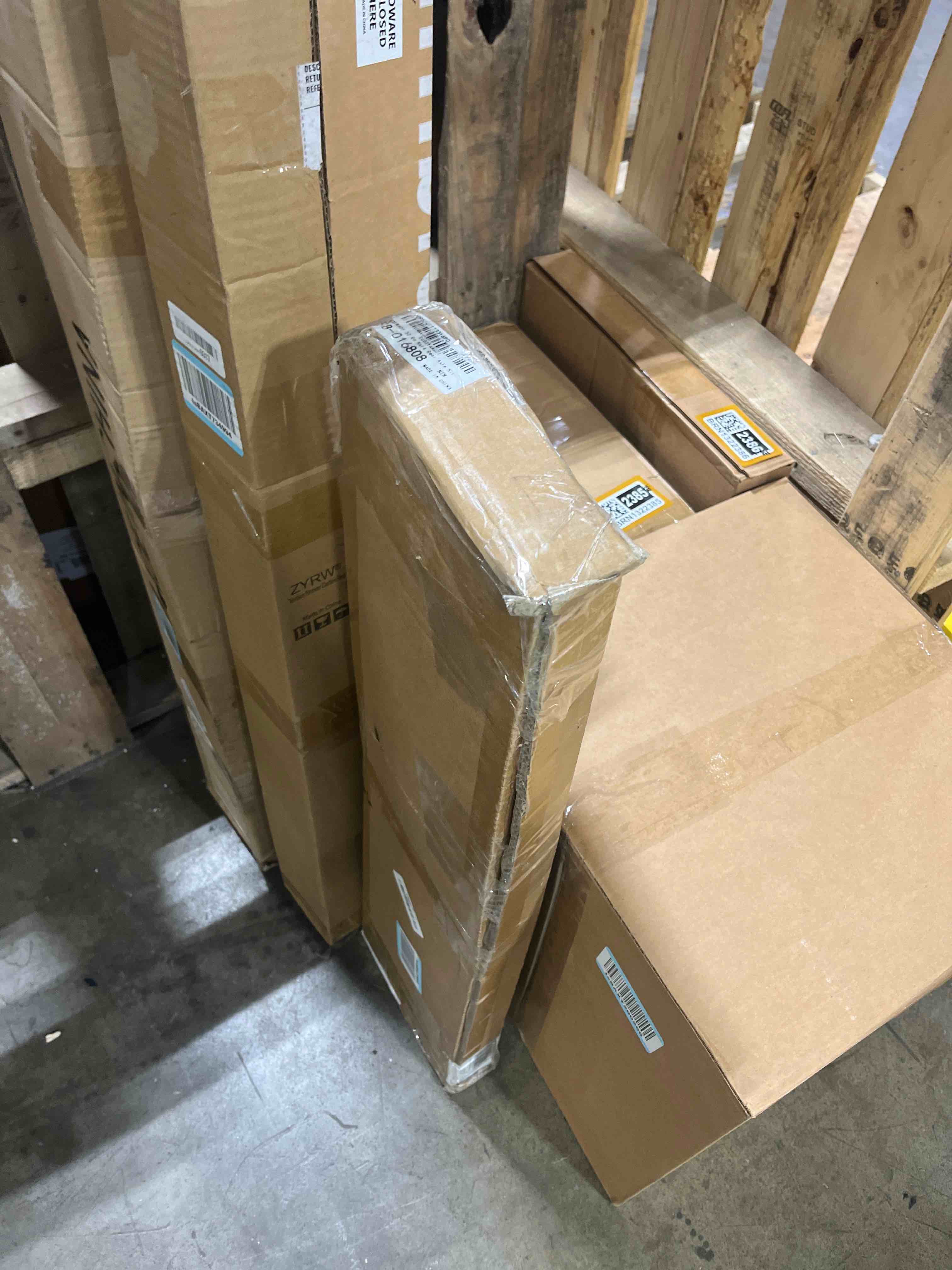 https://s3.amazonaws.com/lotting-images-prod/phillipi/BRN1322380_1751043915784.jpeg