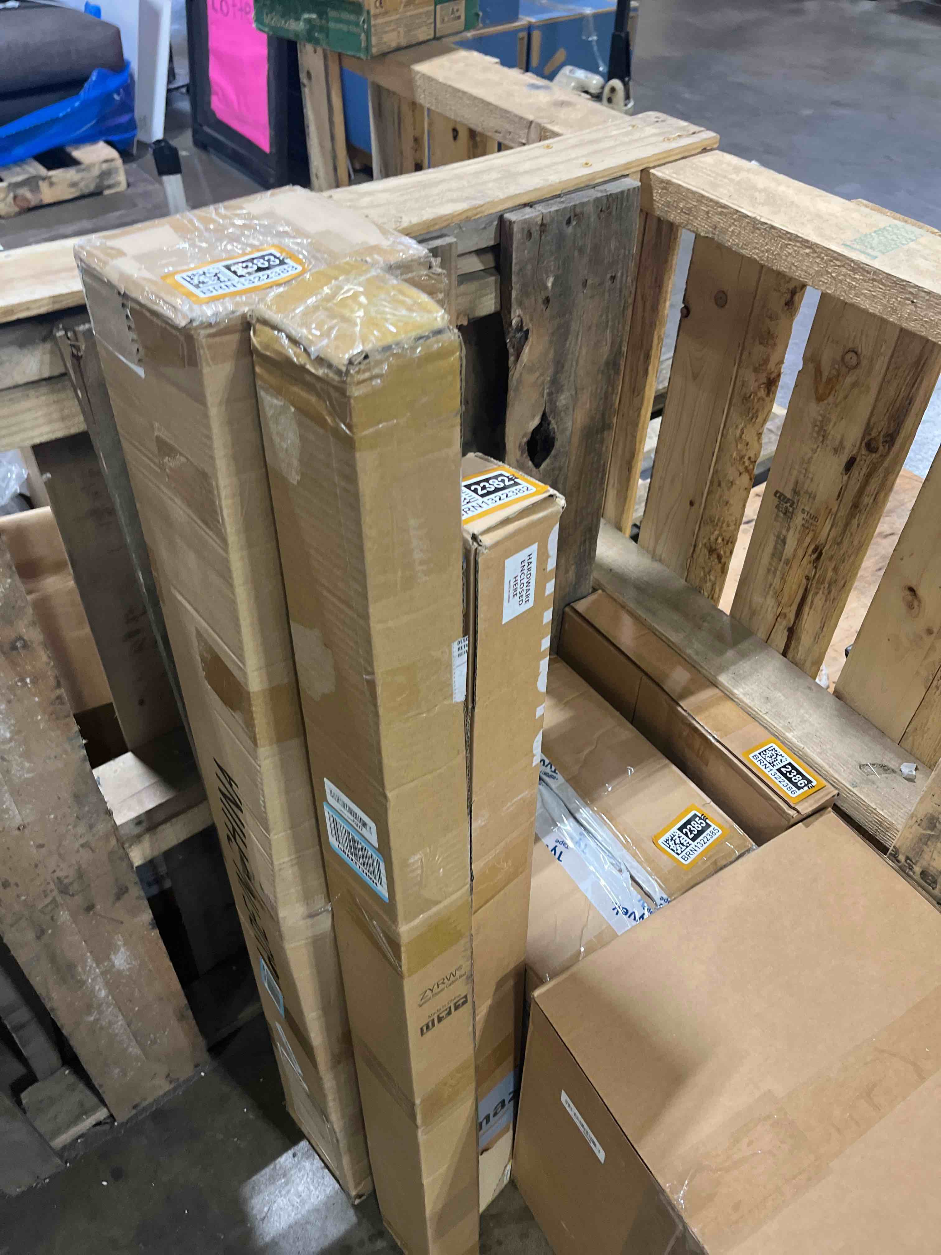 https://s3.amazonaws.com/lotting-images-prod/phillipi/BRN1322381_1751043875635.jpeg