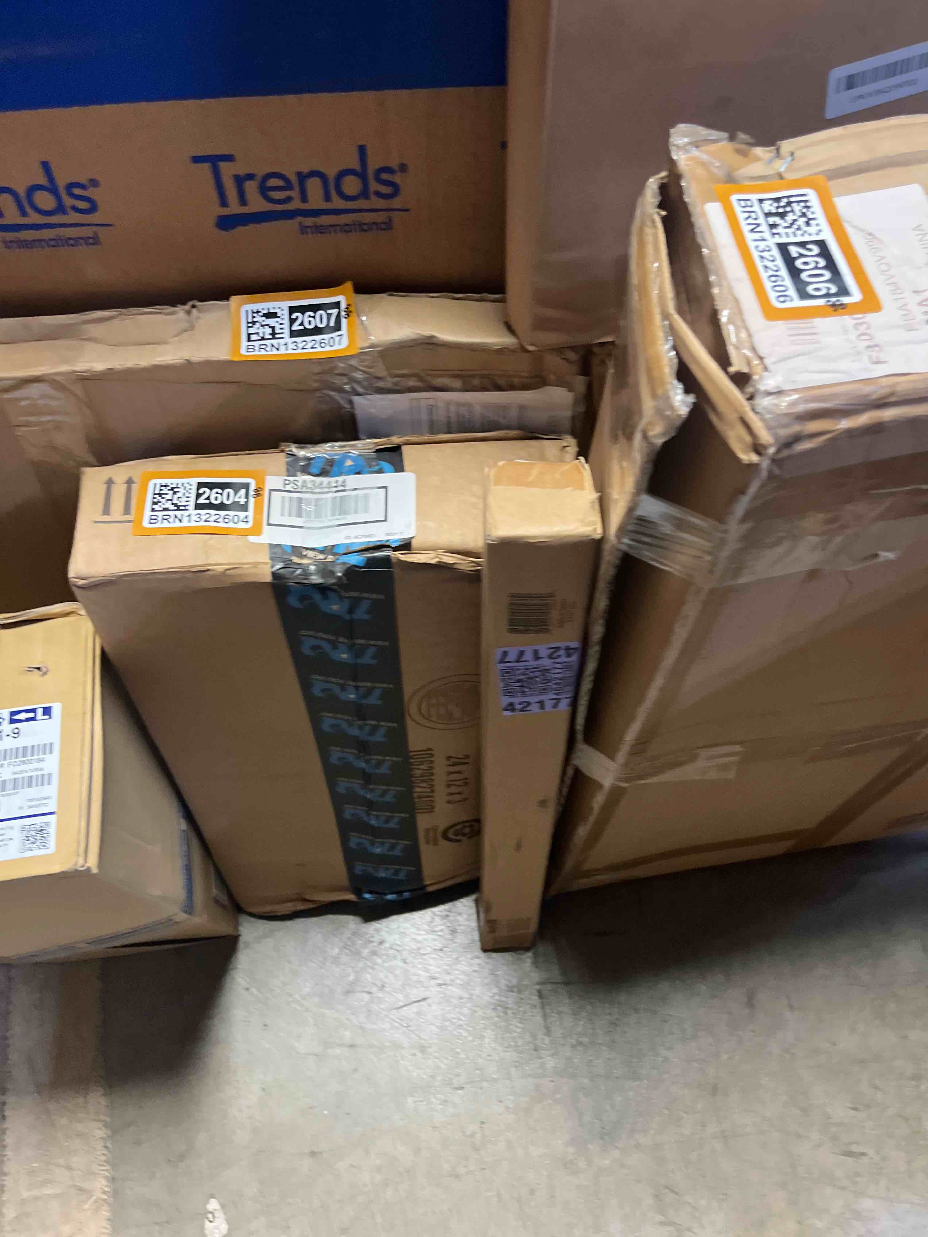 https://s3.amazonaws.com/lotting-images-prod/phillipi/BRN1322601_1752157343470.jpeg