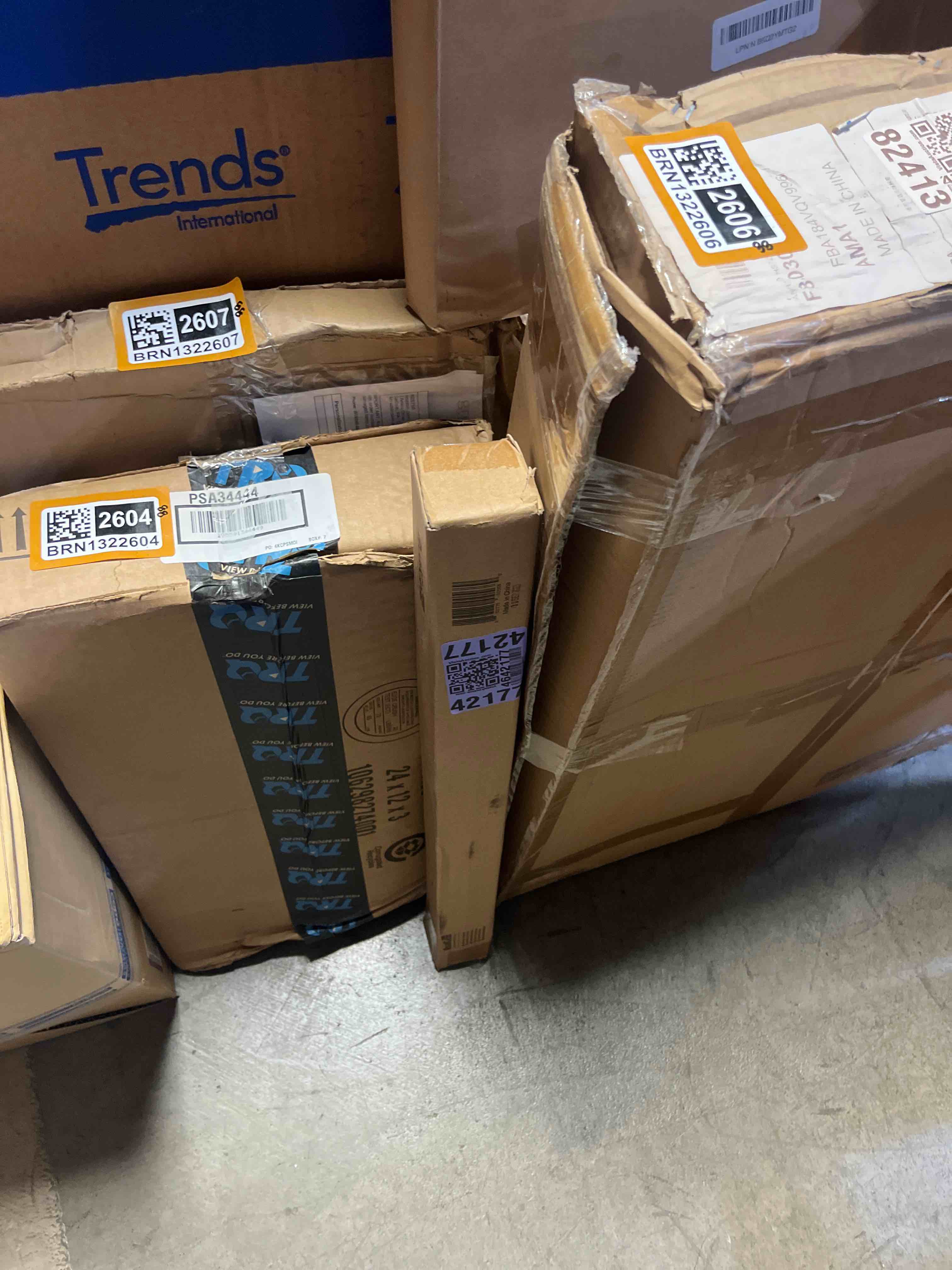 https://s3.amazonaws.com/lotting-images-prod/phillipi/BRN1322601_1752157344459.jpeg
