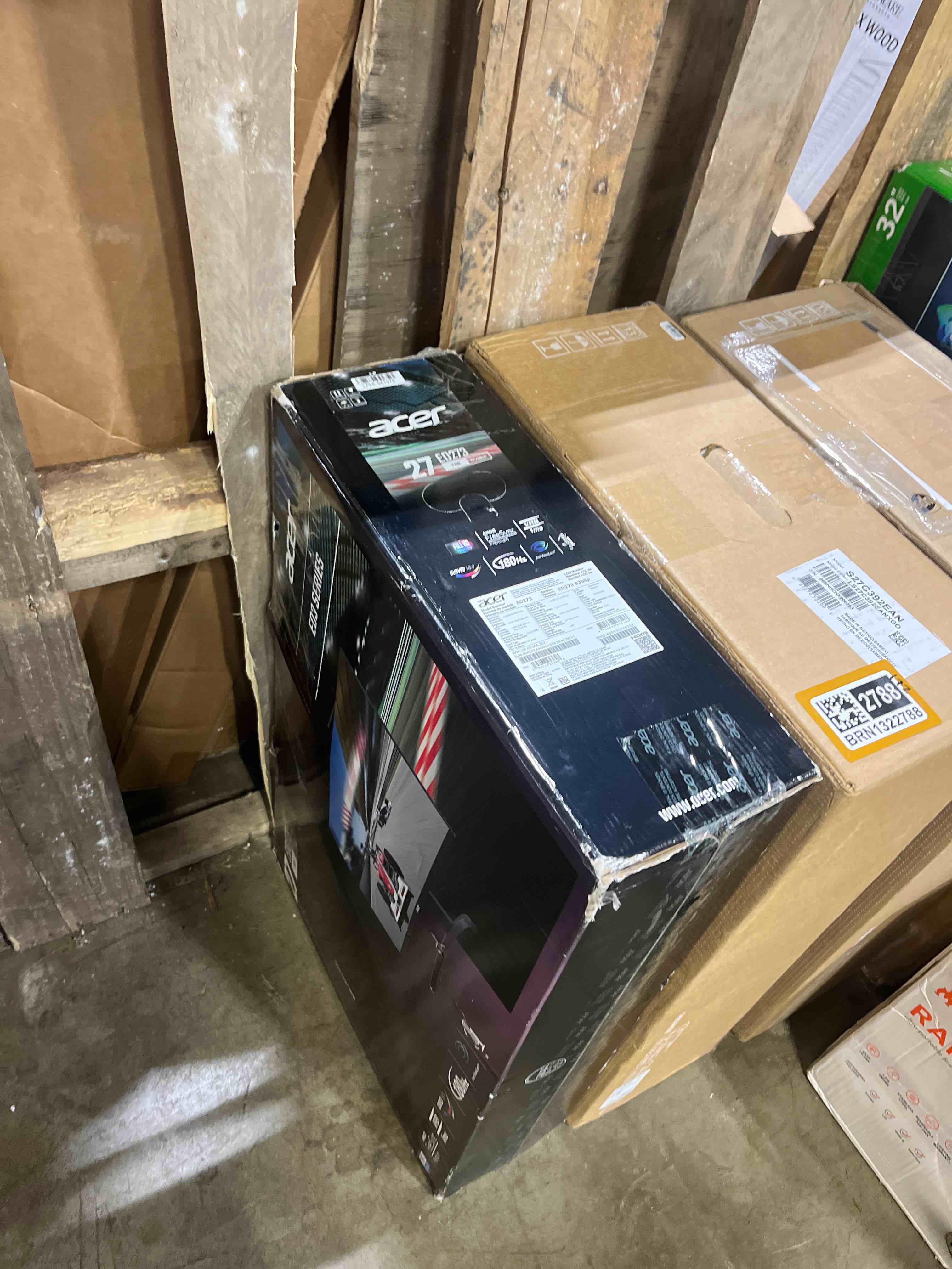 https://s3.amazonaws.com/lotting-images-prod/phillipi/BRN1322786_1753295614988.jpeg