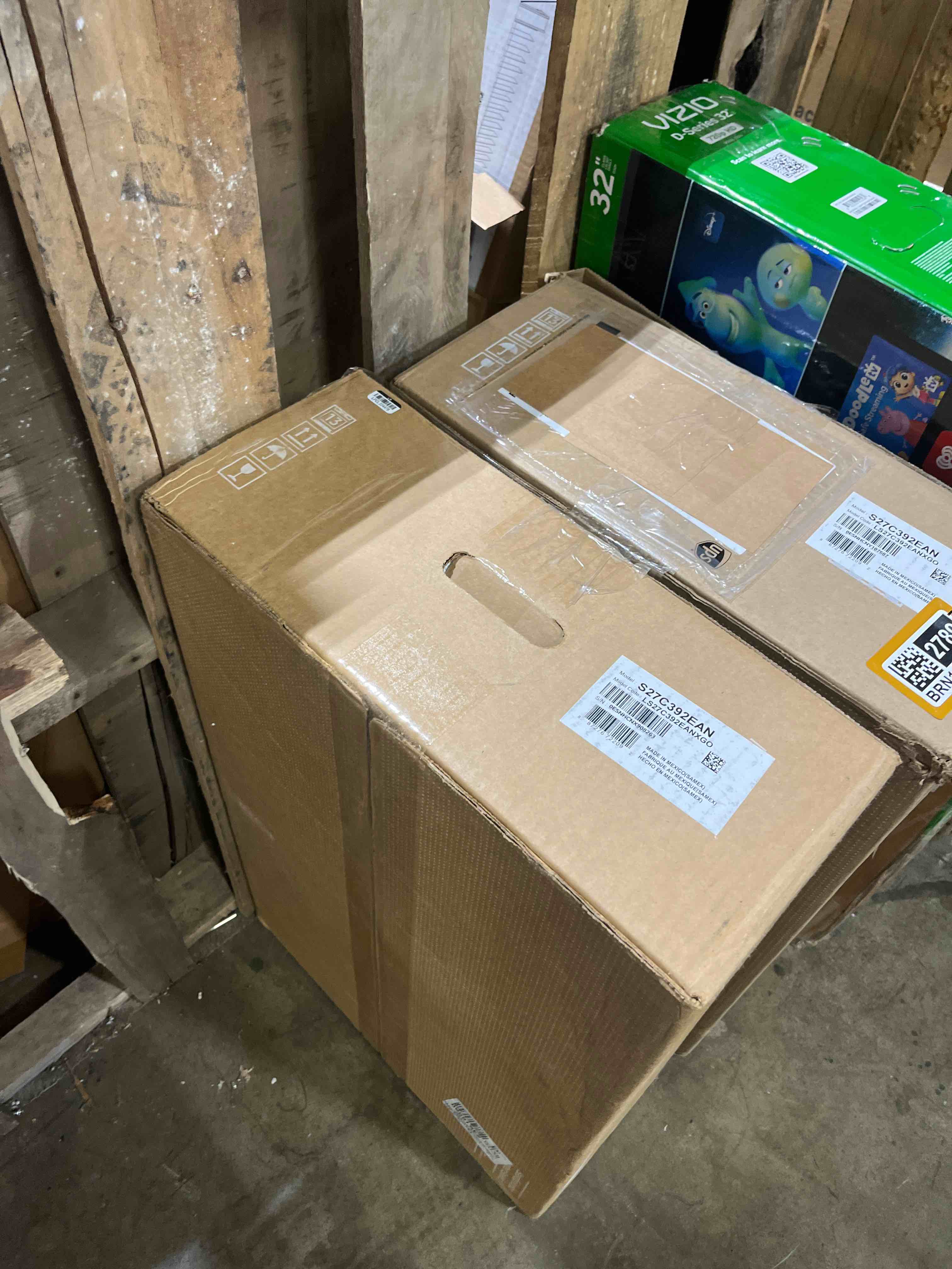 https://s3.amazonaws.com/lotting-images-prod/phillipi/BRN1322788_1753295312113.jpeg