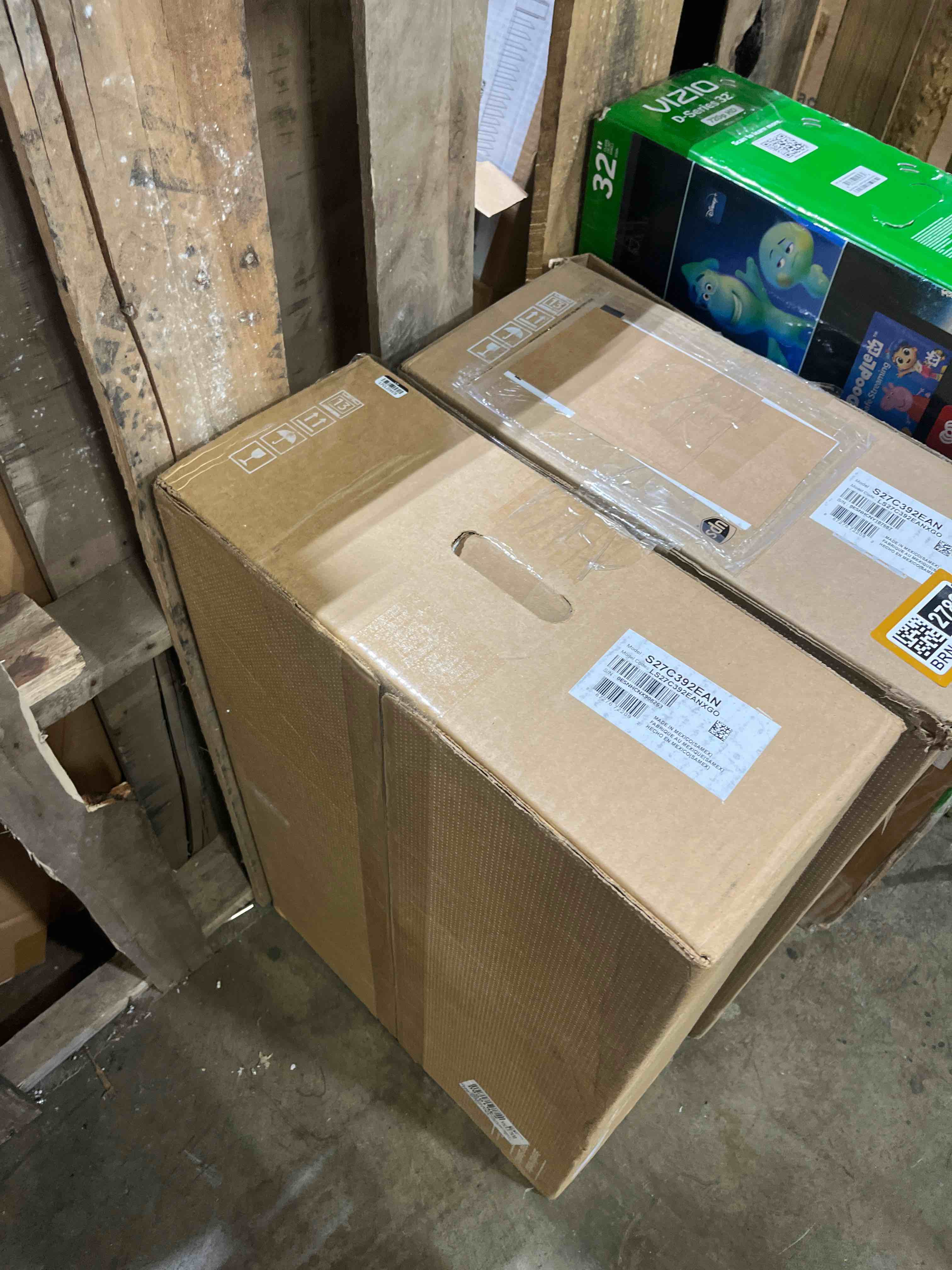 https://s3.amazonaws.com/lotting-images-prod/phillipi/BRN1322788_1753295312963.jpeg