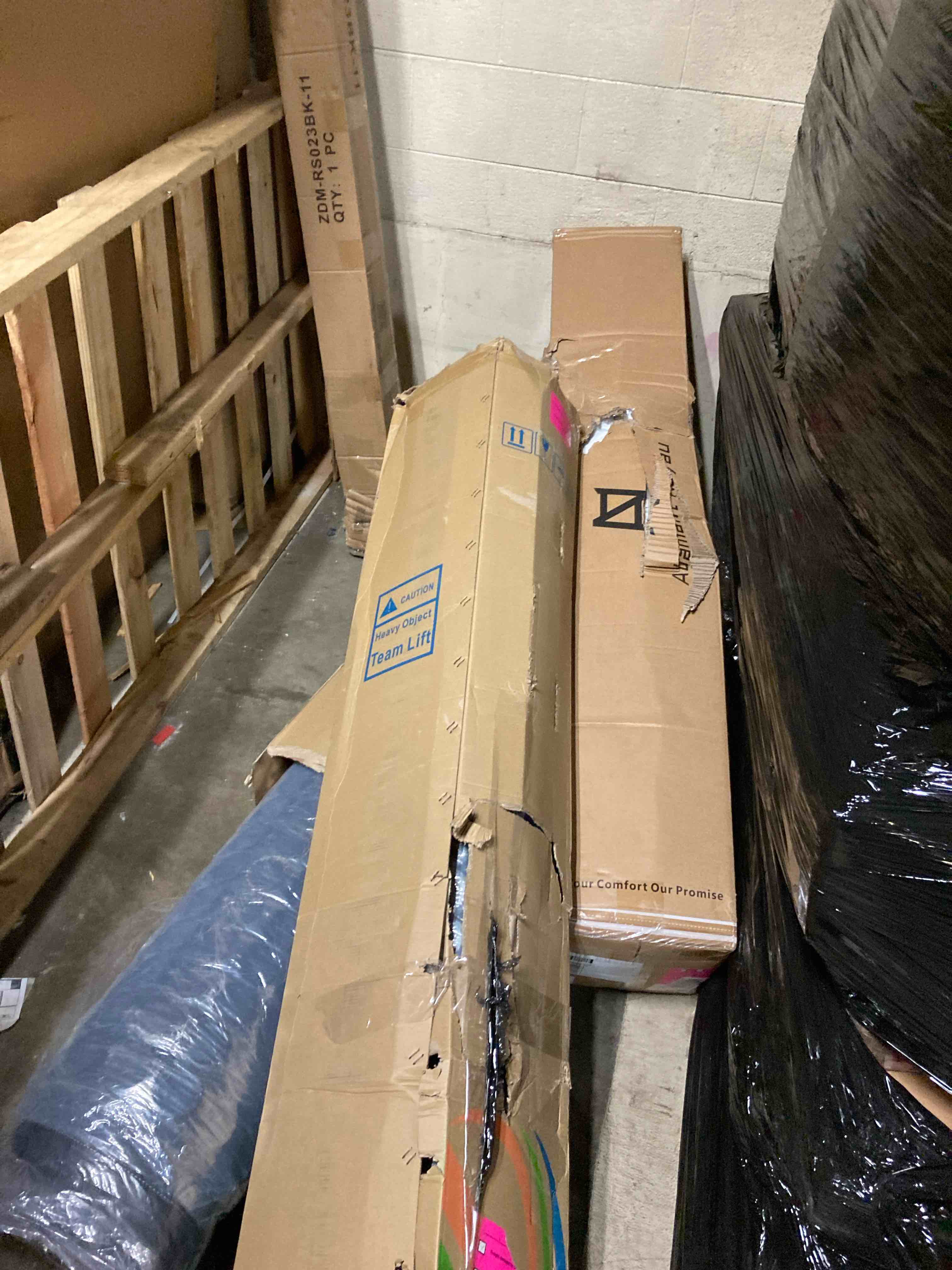 https://s3.amazonaws.com/lotting-images-prod/phillipi/BRN1322810_1753798618490.jpeg