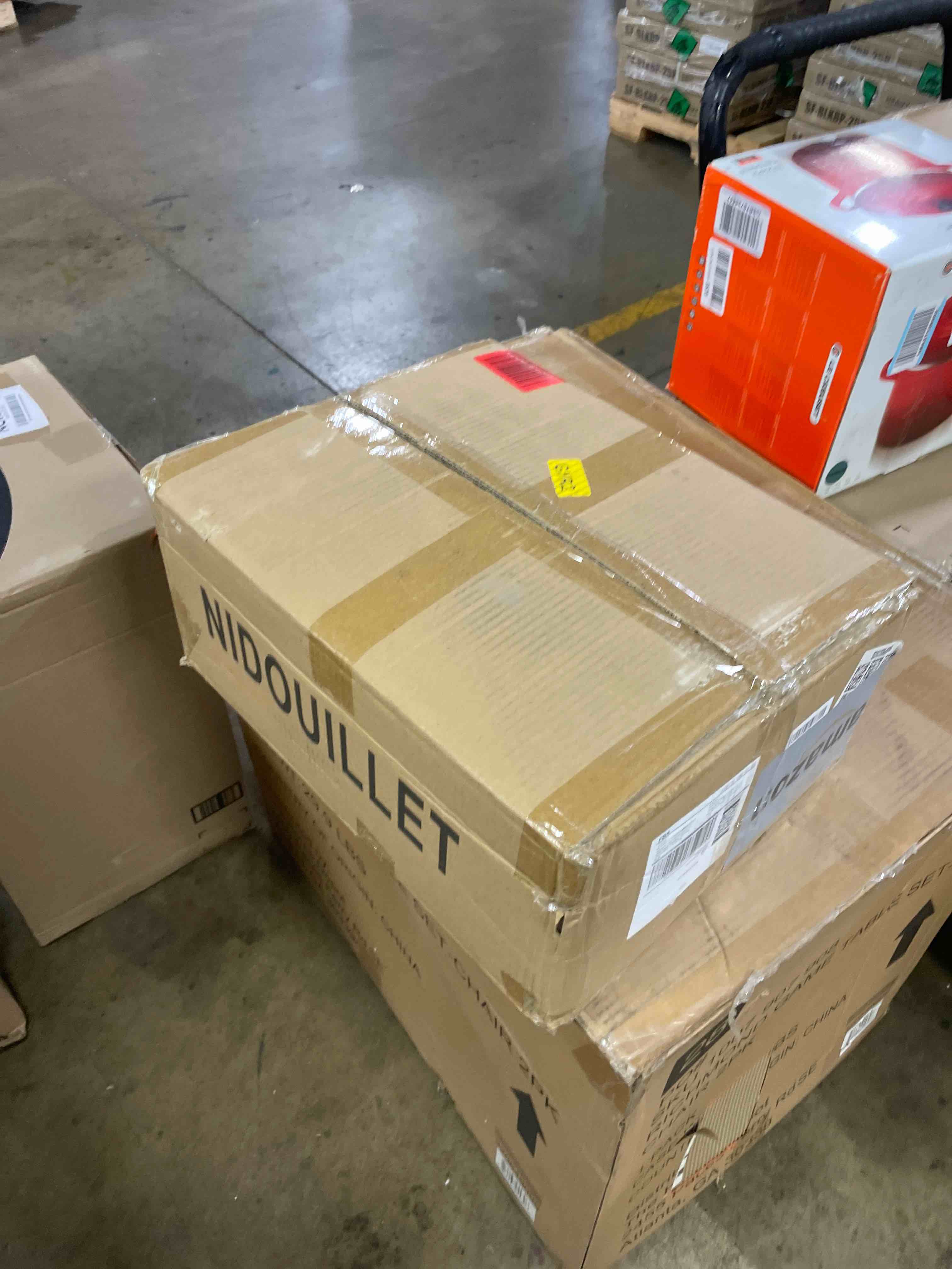 https://s3.amazonaws.com/lotting-images-prod/phillipi/BRN1322918_1755090357321.jpeg