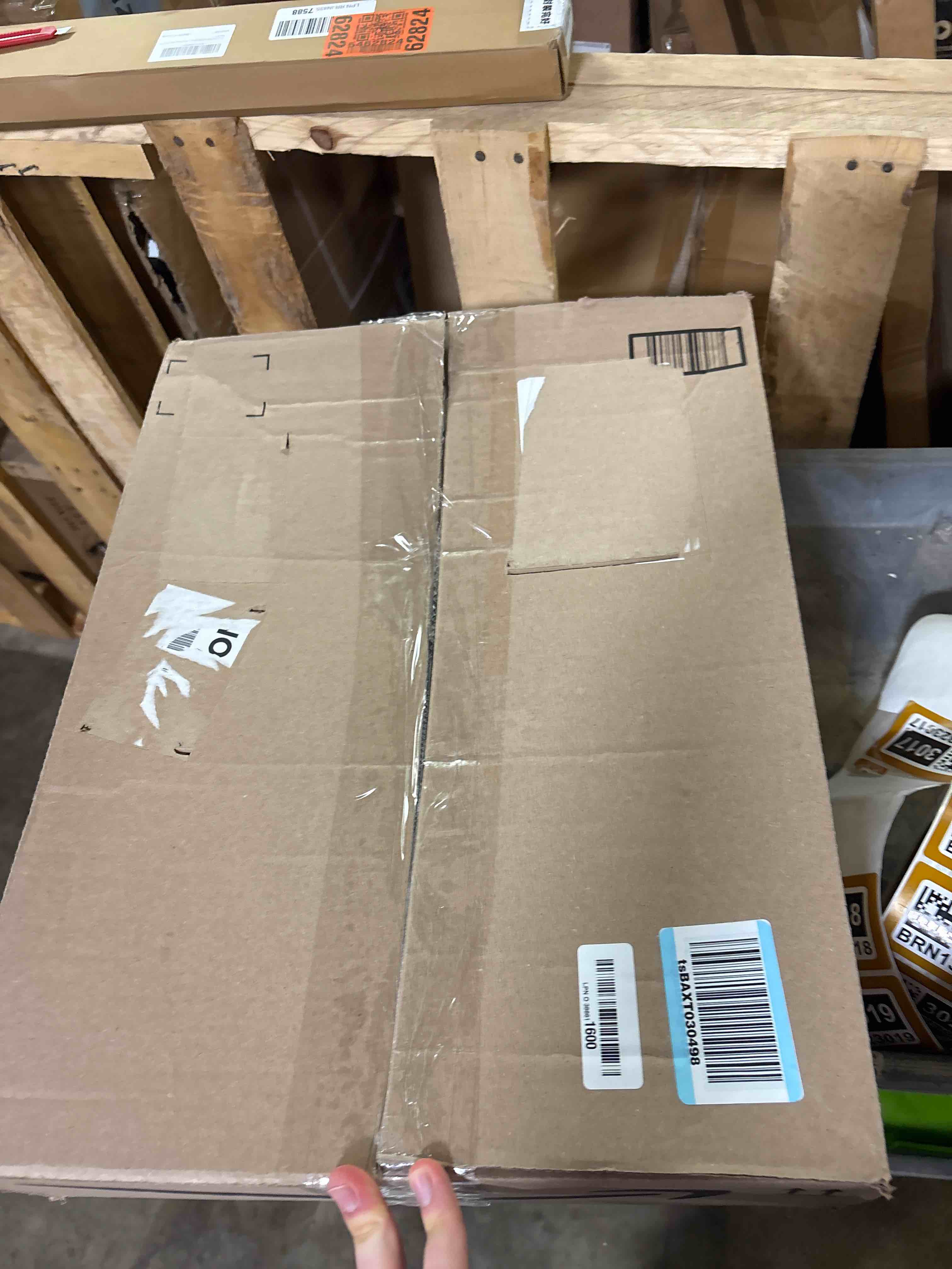 https://s3.amazonaws.com/lotting-images-prod/phillipi/BRN1323017_1755279638063.jpeg