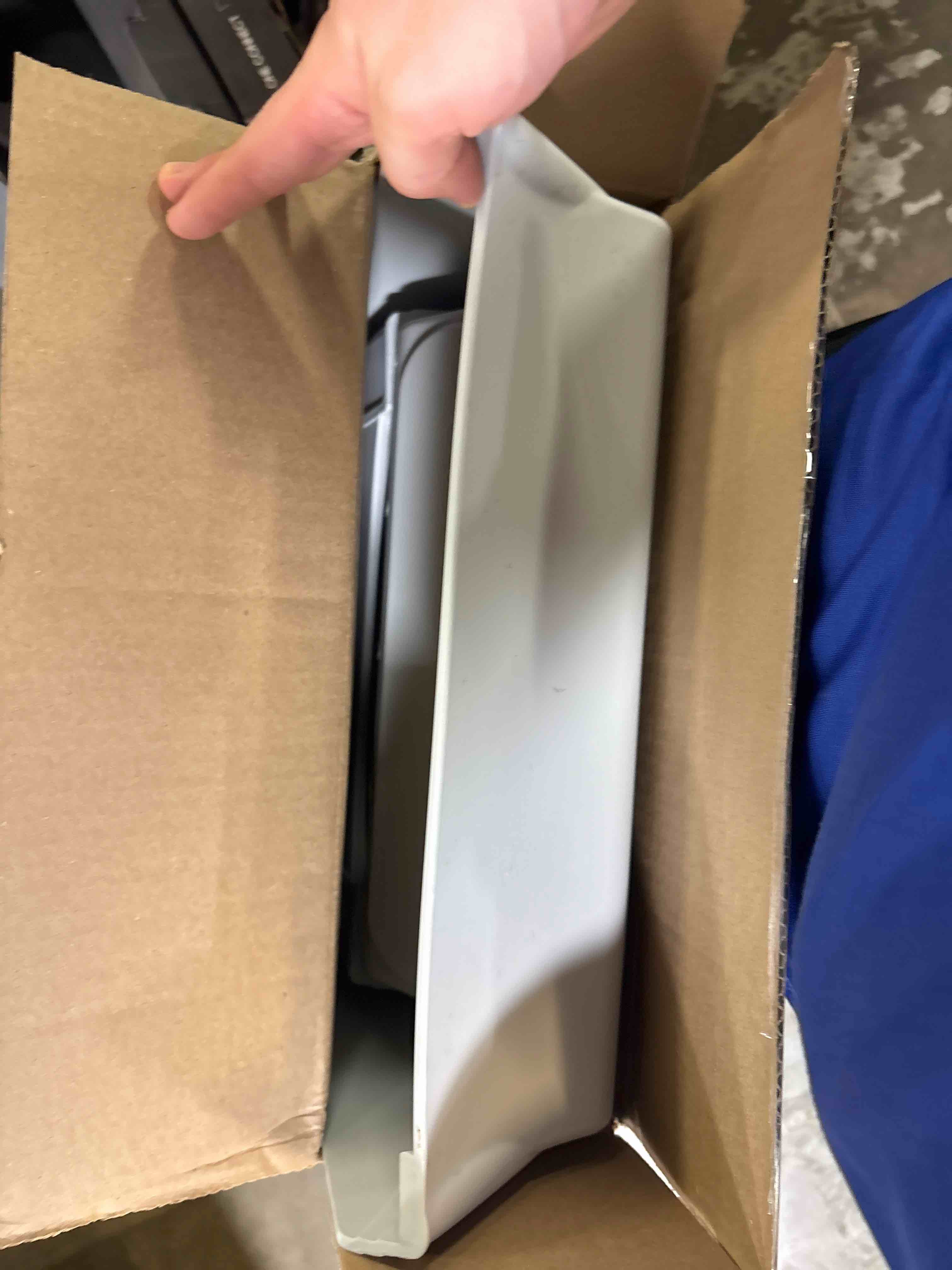 https://s3.amazonaws.com/lotting-images-prod/phillipi/BRN1323019_1755280070319.jpeg