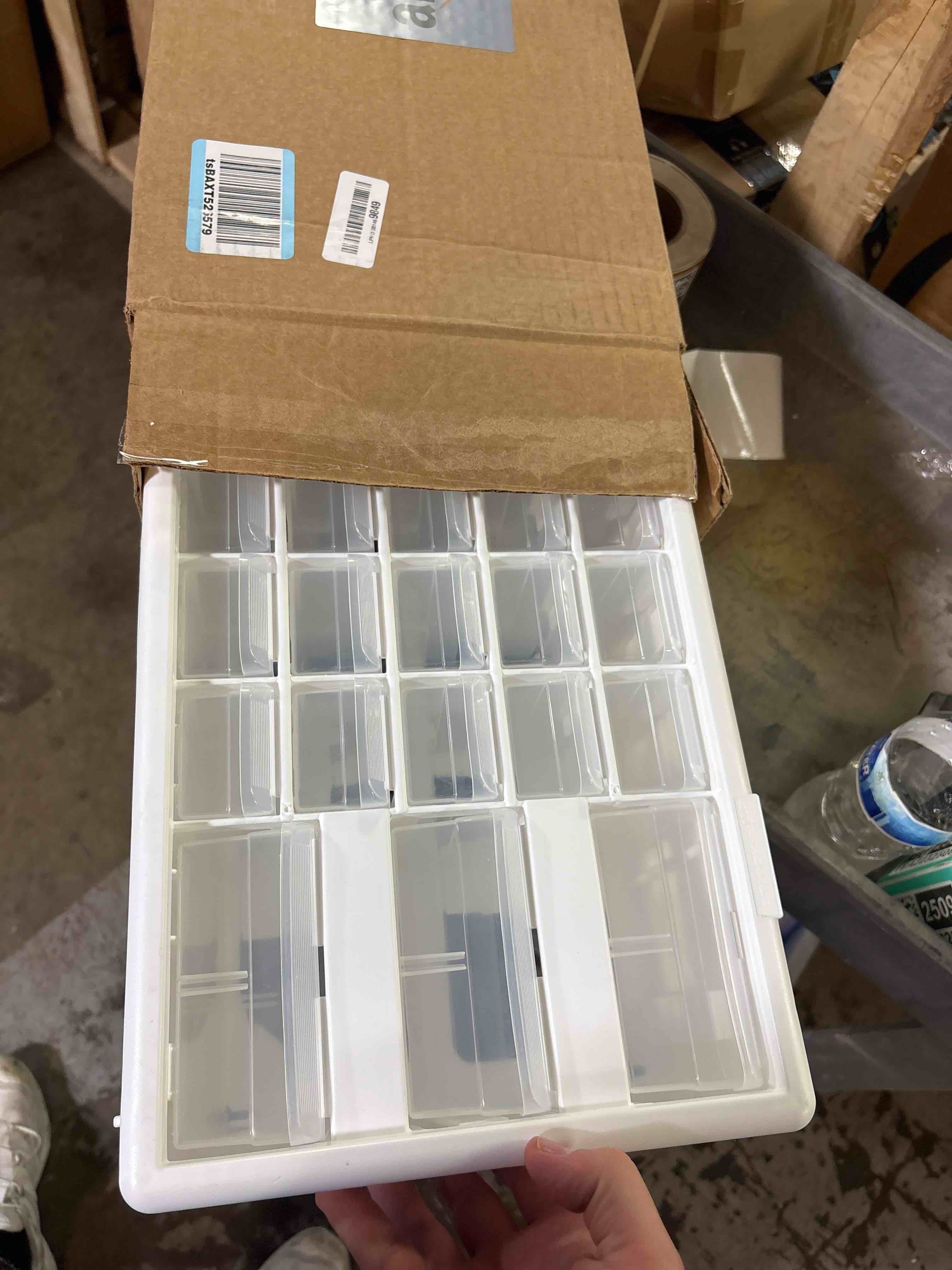 https://s3.amazonaws.com/lotting-images-prod/phillipi/BRN1323022_1755280628381.jpeg