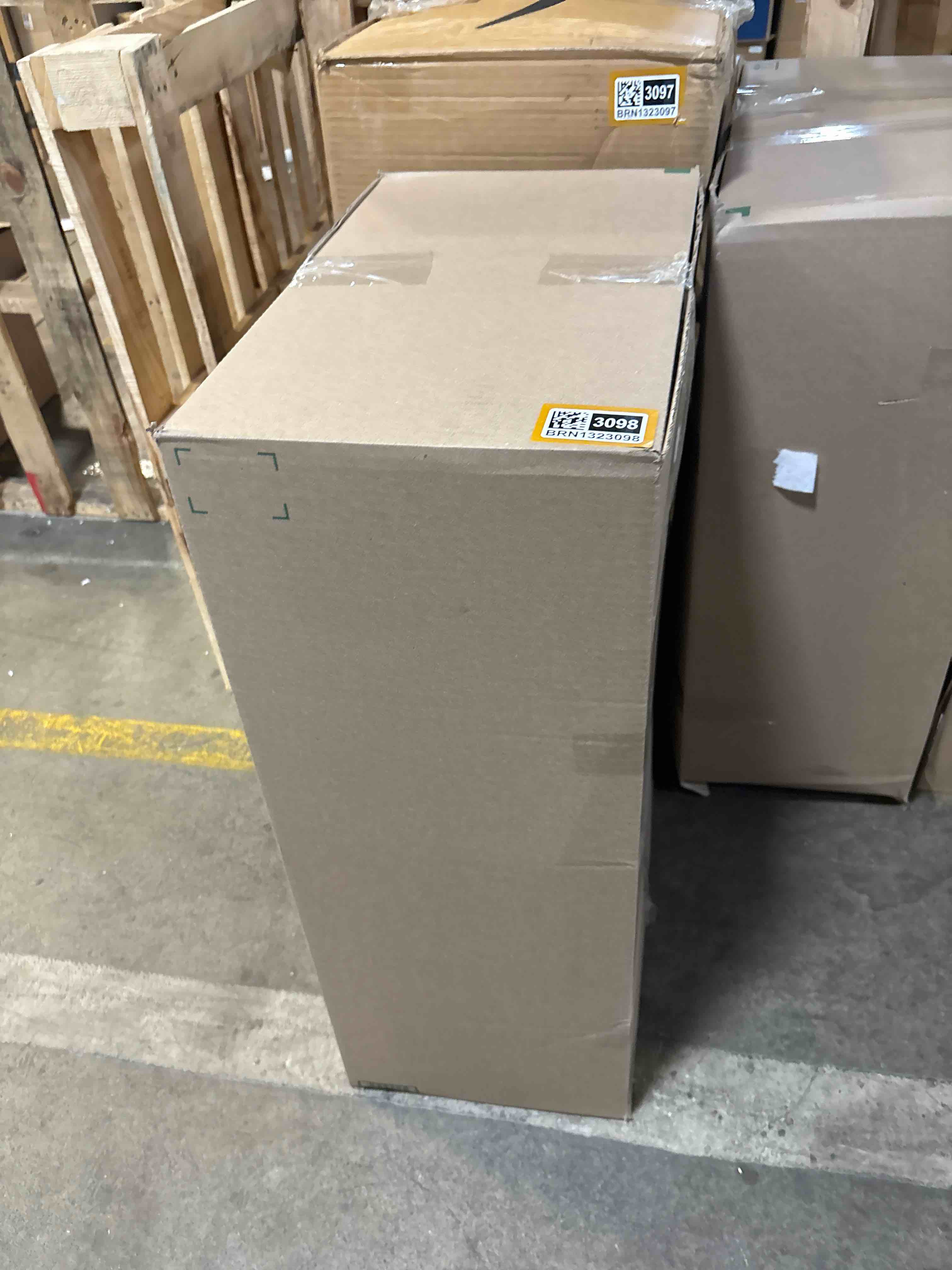 https://s3.amazonaws.com/lotting-images-prod/phillipi/BRN1323098_1755618766388.jpeg