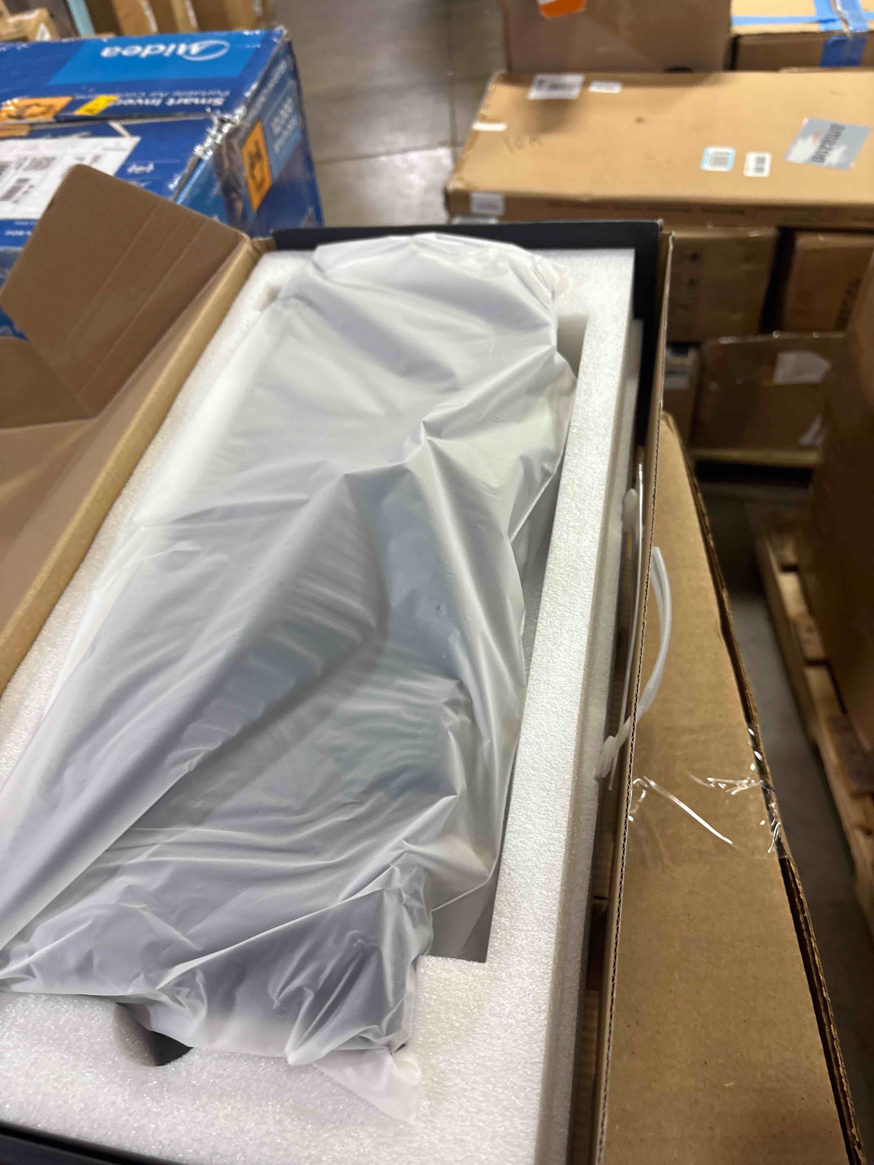 https://s3.amazonaws.com/lotting-images-prod/phillipi/BRN1323215_1756401687977.jpeg