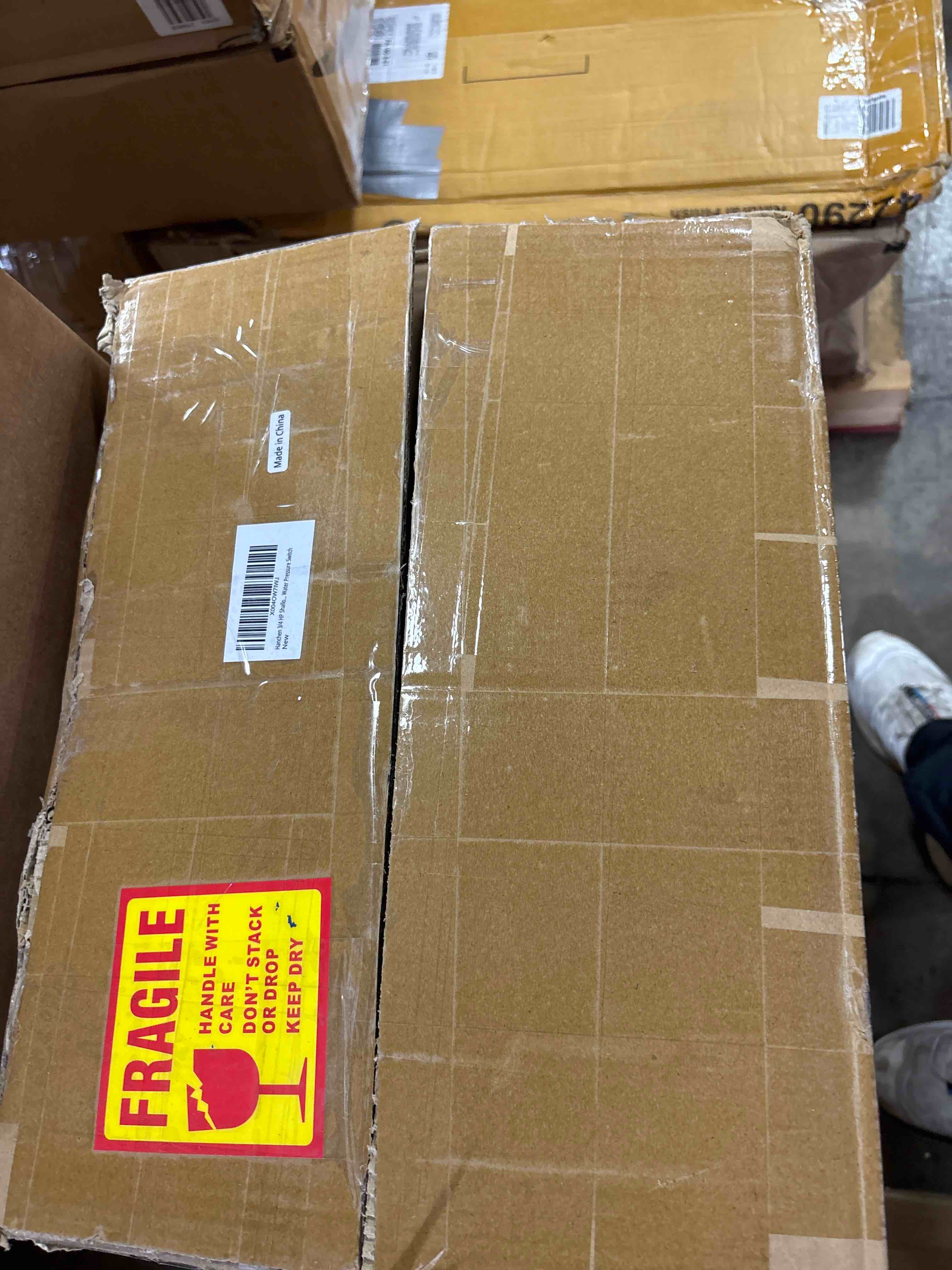 https://s3.amazonaws.com/lotting-images-prod/phillipi/BRN1323217_1756401340367.jpeg