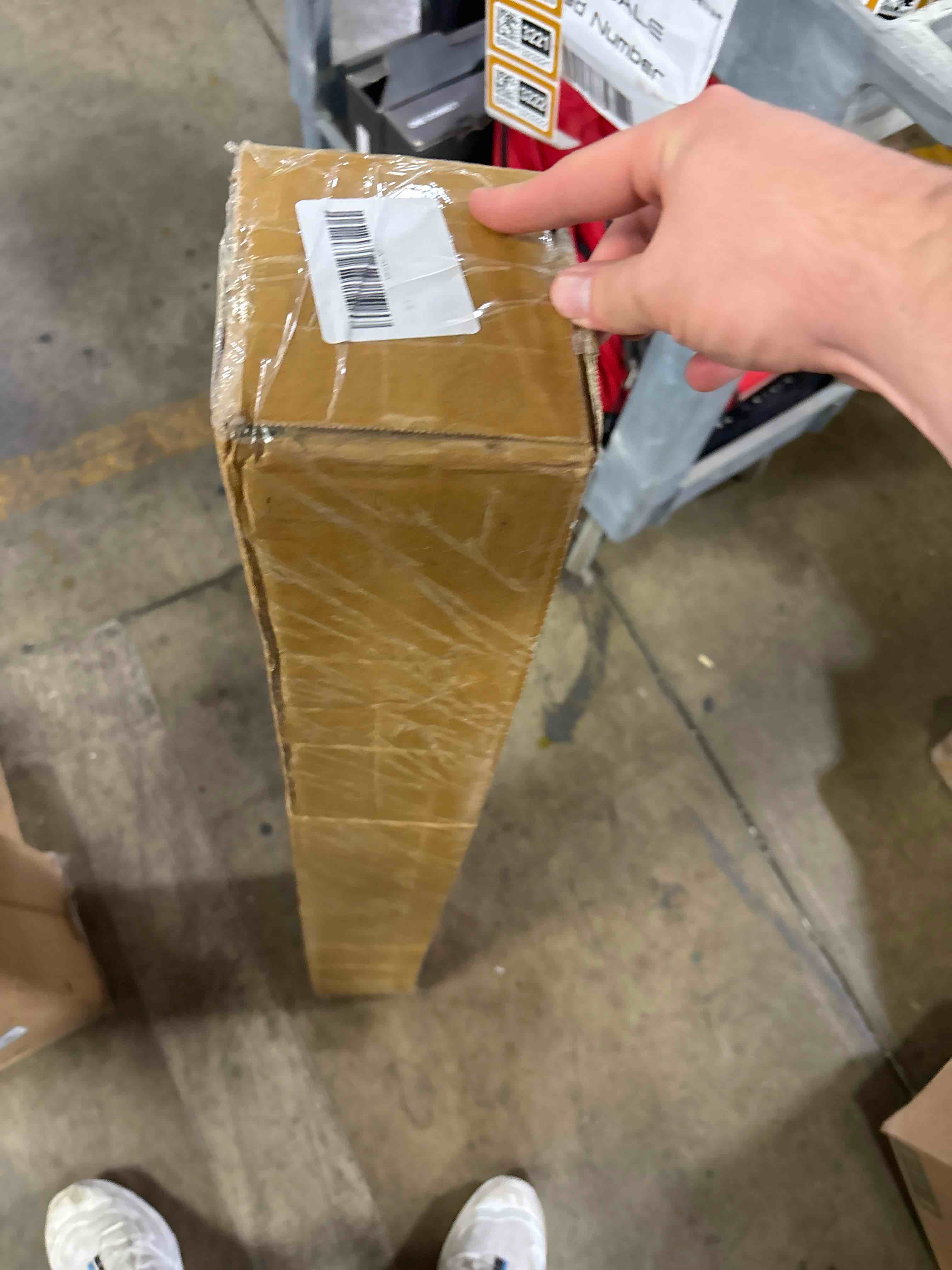 https://s3.amazonaws.com/lotting-images-prod/phillipi/BRN1323222_1756399512977.jpeg