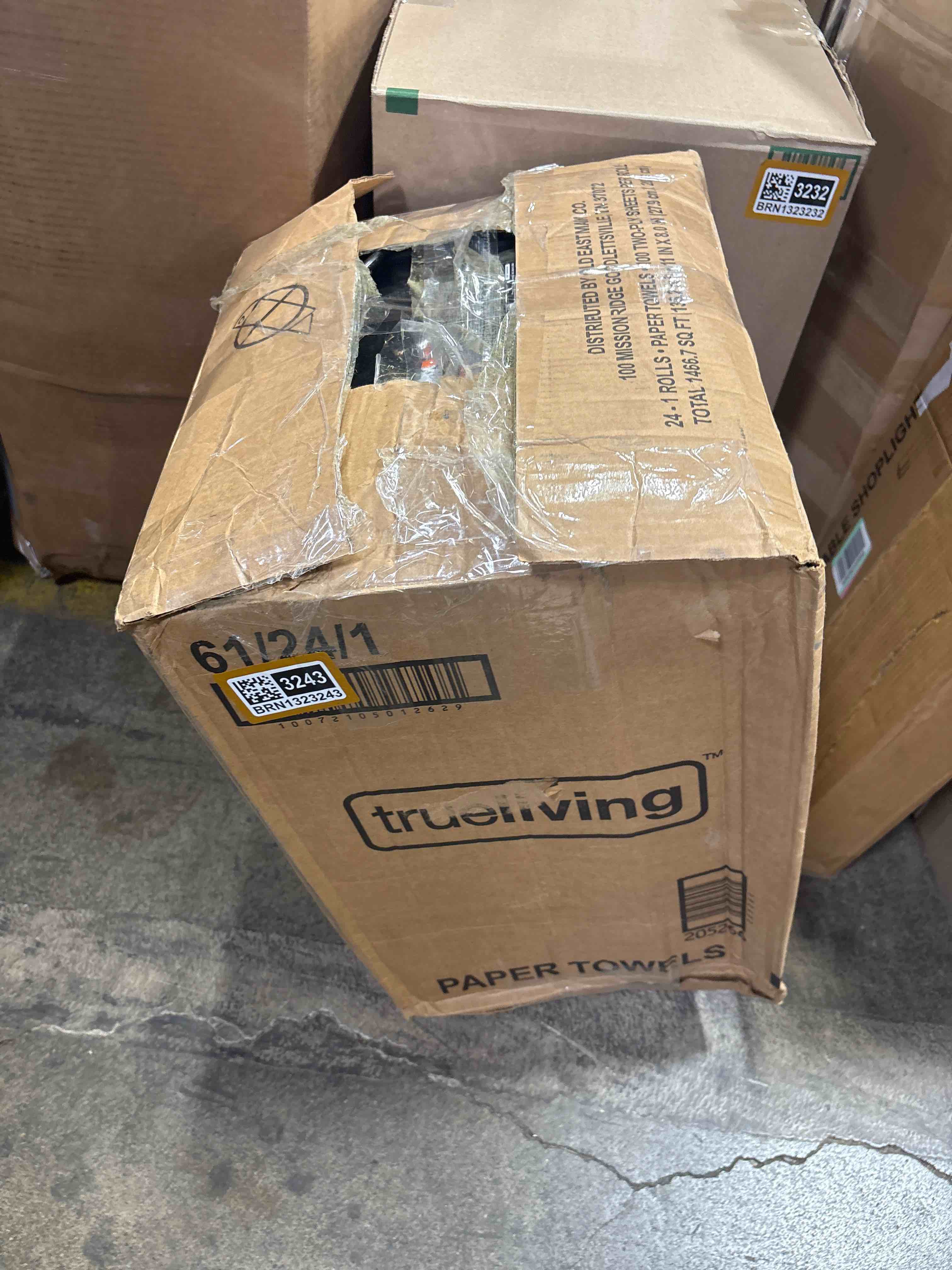 https://s3.amazonaws.com/lotting-images-prod/phillipi/BRN1323243_1756738855487.jpeg