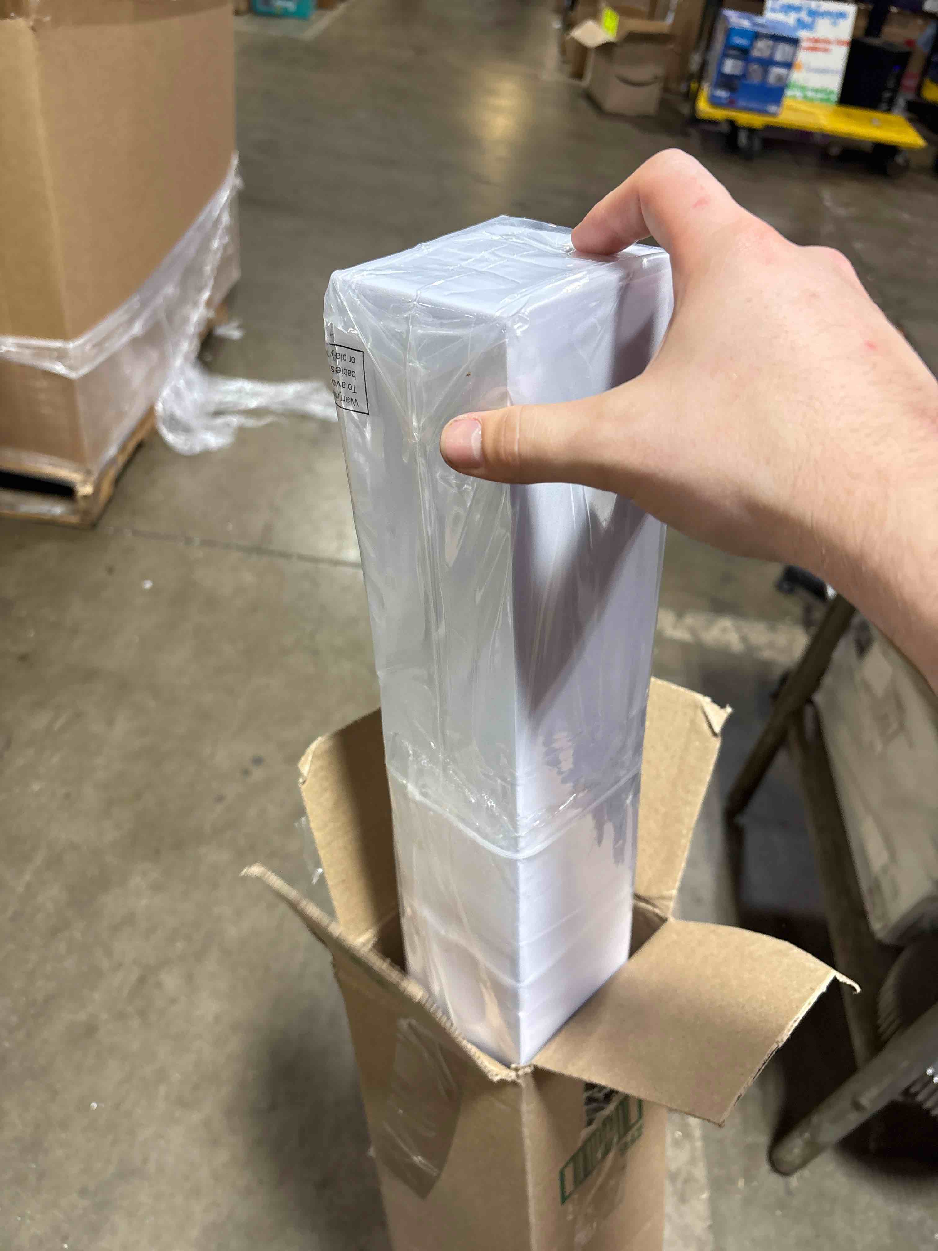 https://s3.amazonaws.com/lotting-images-prod/phillipi/BRN1323348_1757444751192.jpeg