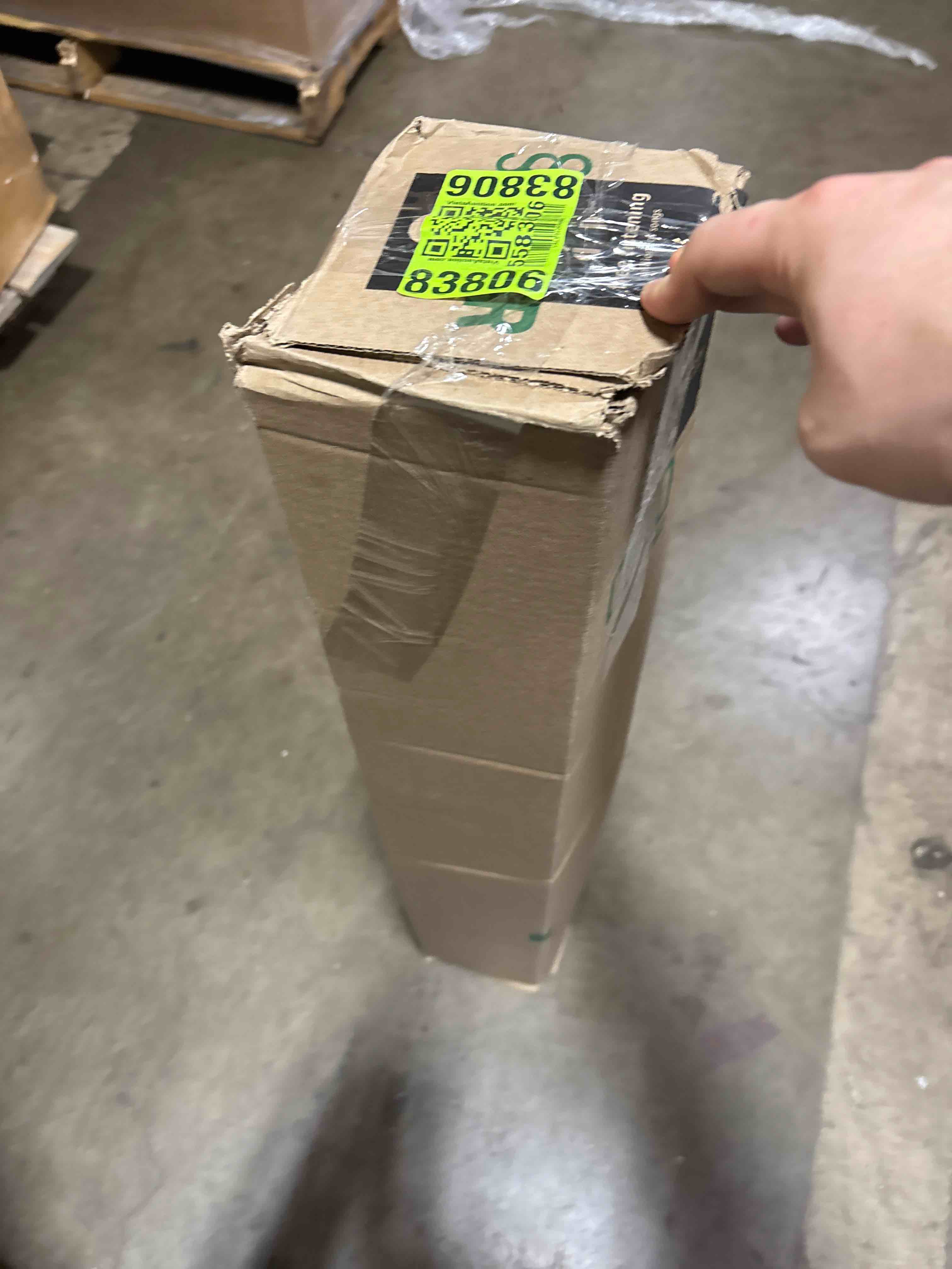 https://s3.amazonaws.com/lotting-images-prod/phillipi/BRN1323348_1757444774857.jpeg