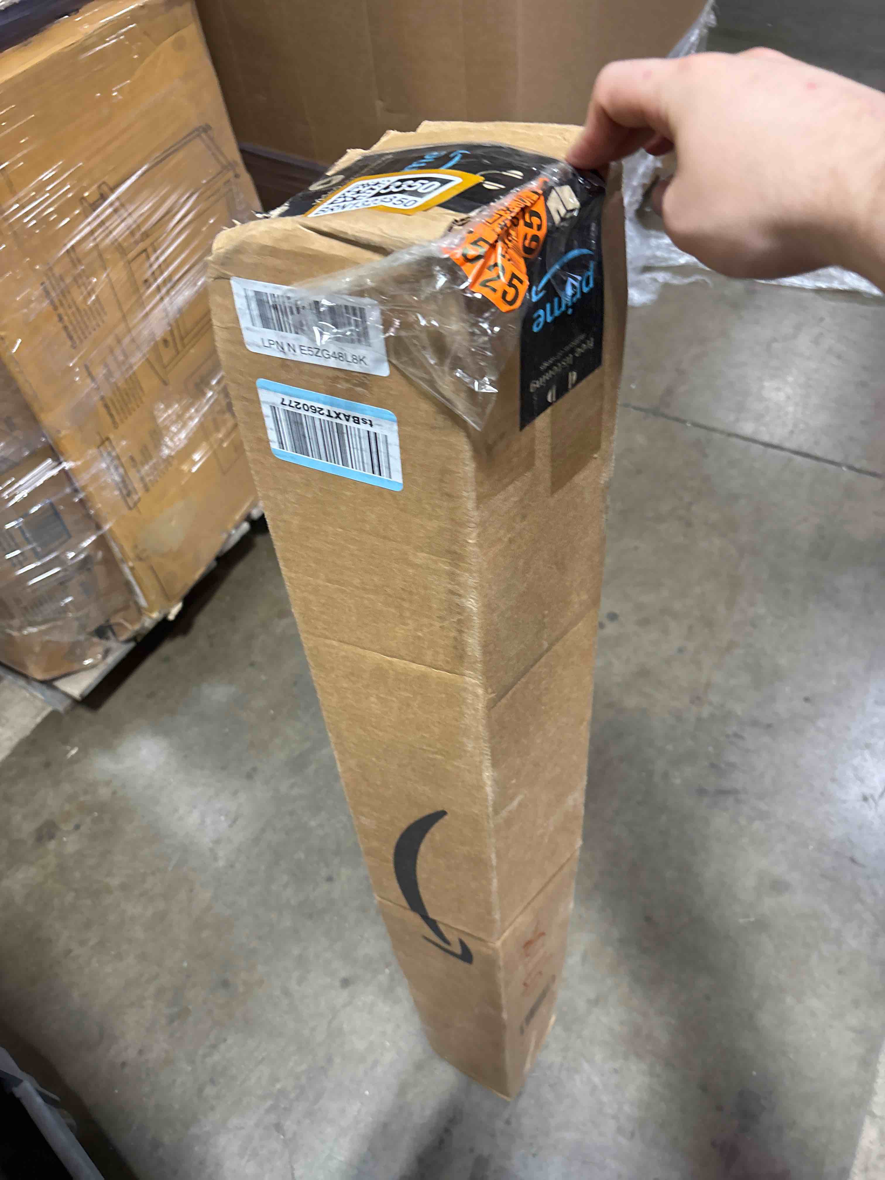 https://s3.amazonaws.com/lotting-images-prod/phillipi/BRN1323350_1757445158328.jpeg