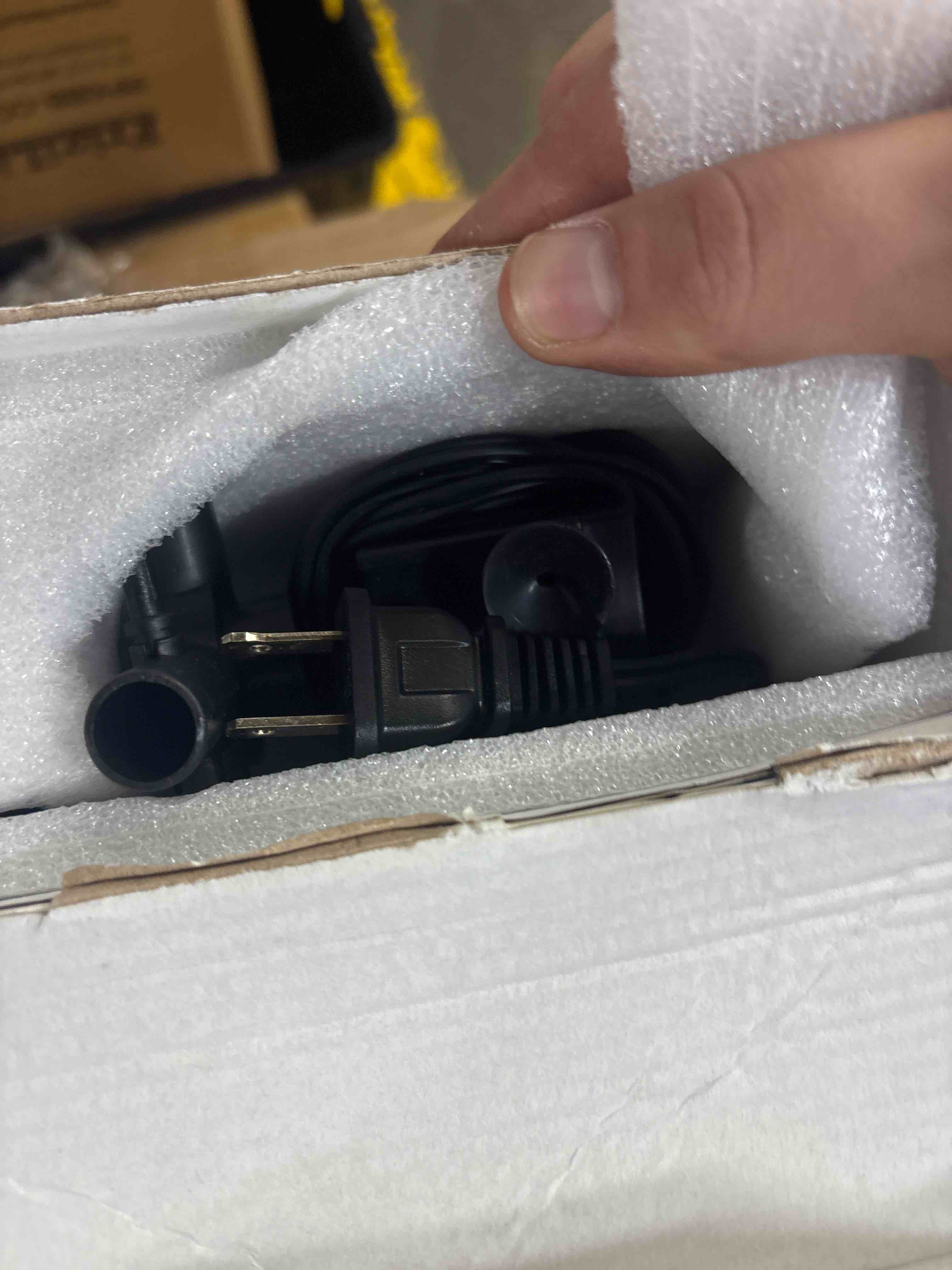 https://s3.amazonaws.com/lotting-images-prod/phillipi/BRN1323415_1757951349379.jpeg