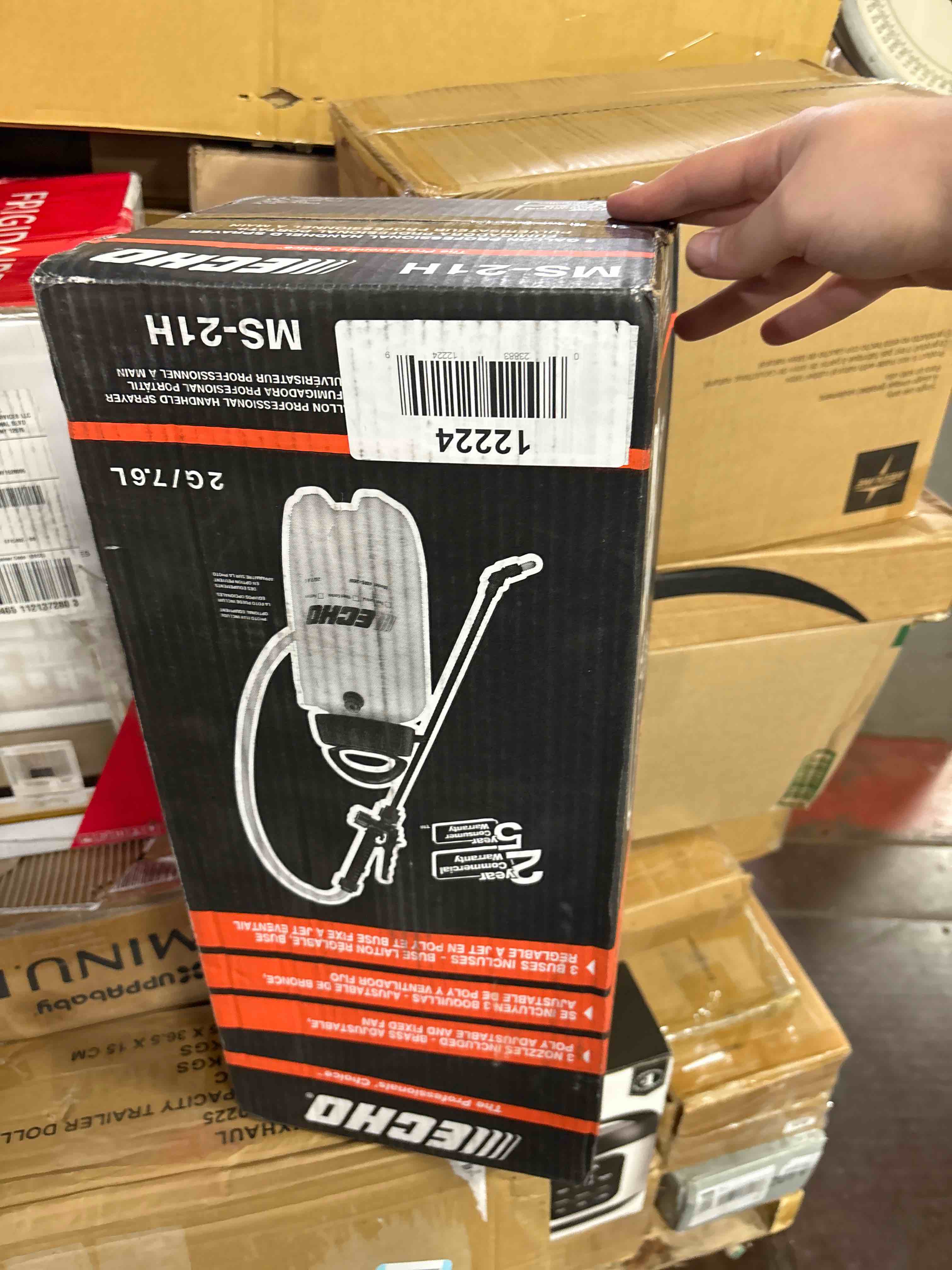 https://s3.amazonaws.com/lotting-images-prod/phillipi/BRN1323476_1758566160873.jpeg