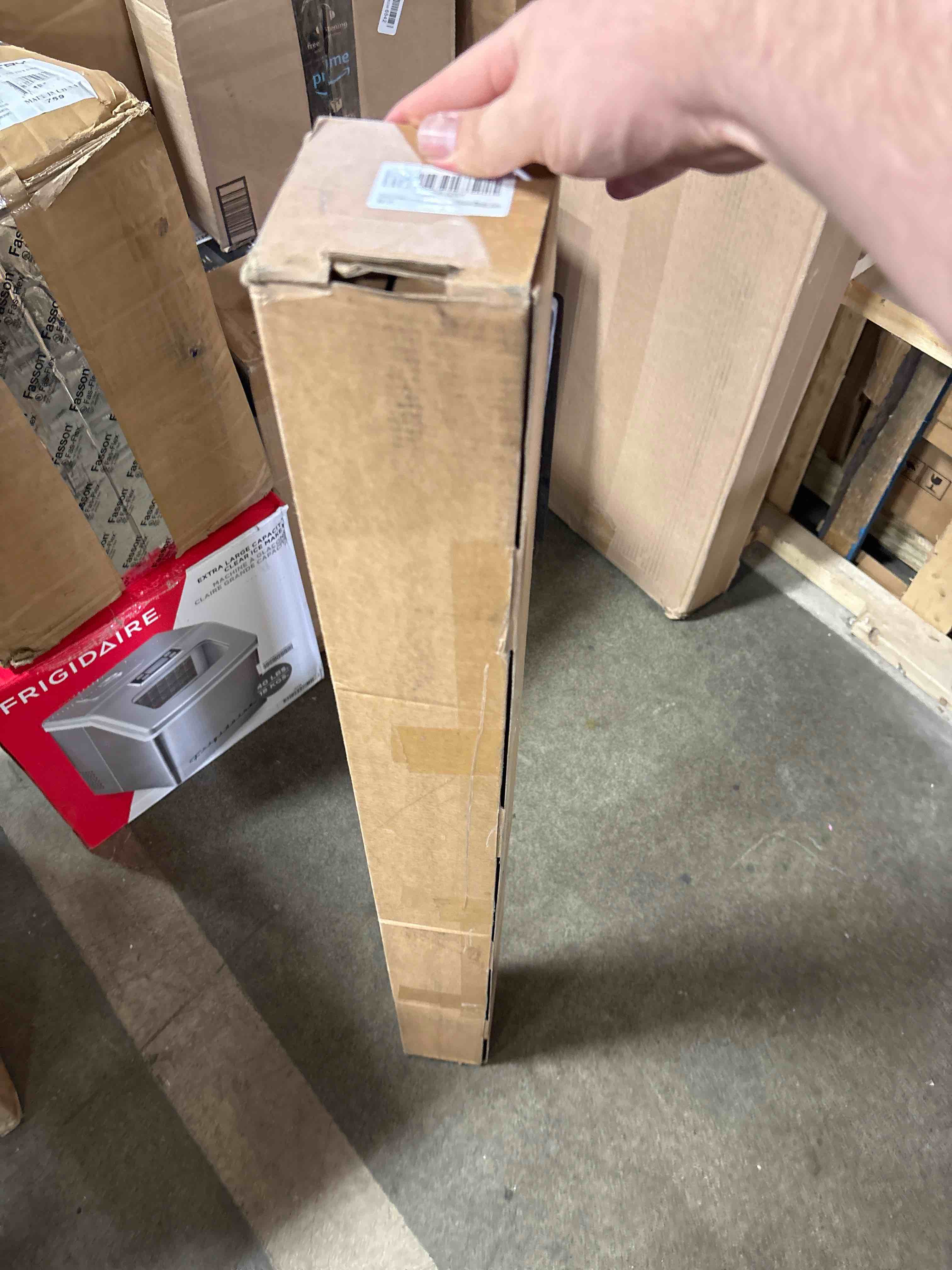 https://s3.amazonaws.com/lotting-images-prod/phillipi/BRN1323489_1758568718069.jpeg