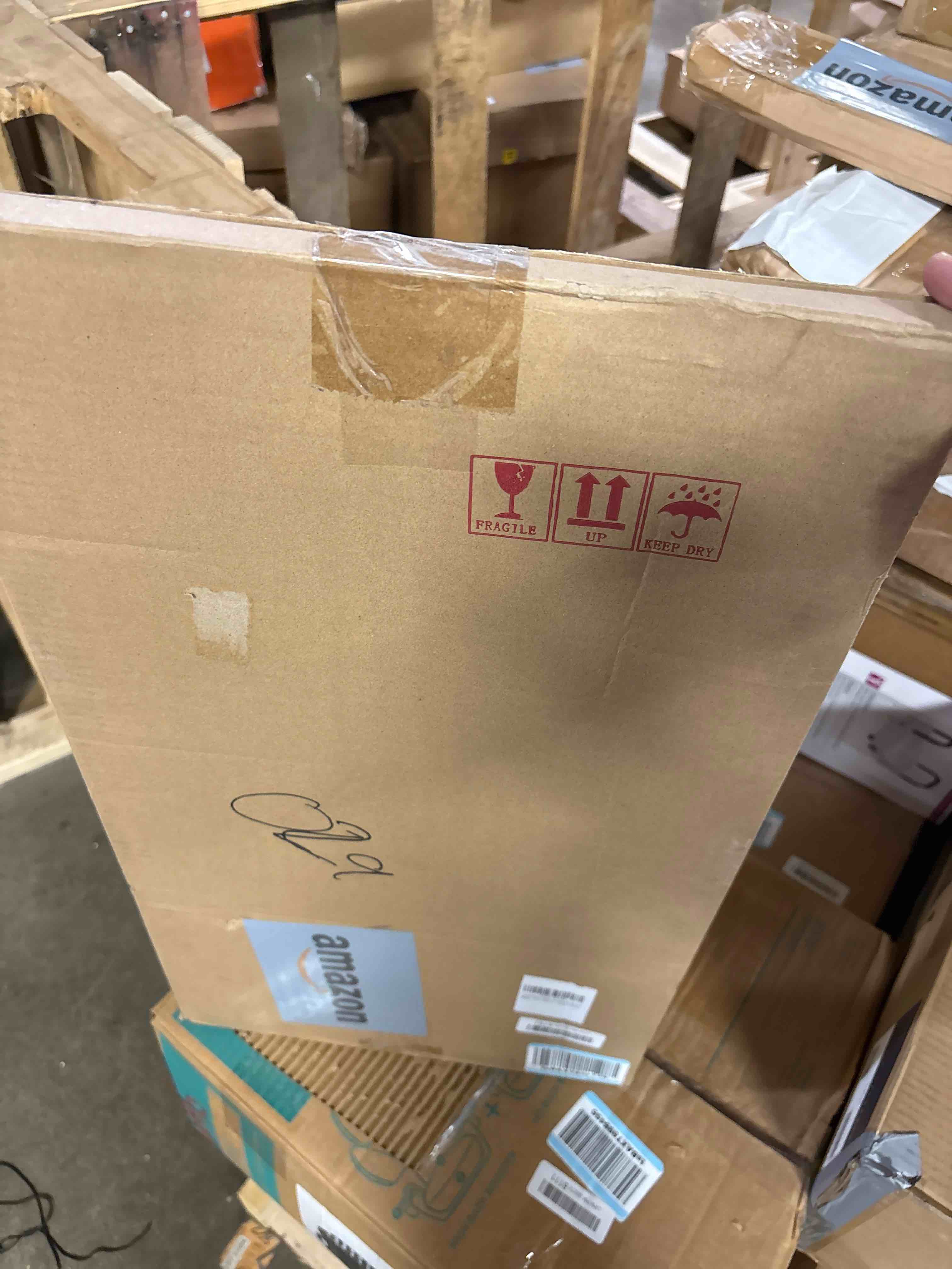 https://s3.amazonaws.com/lotting-images-prod/phillipi/BRN1323494_1758569696556.jpeg