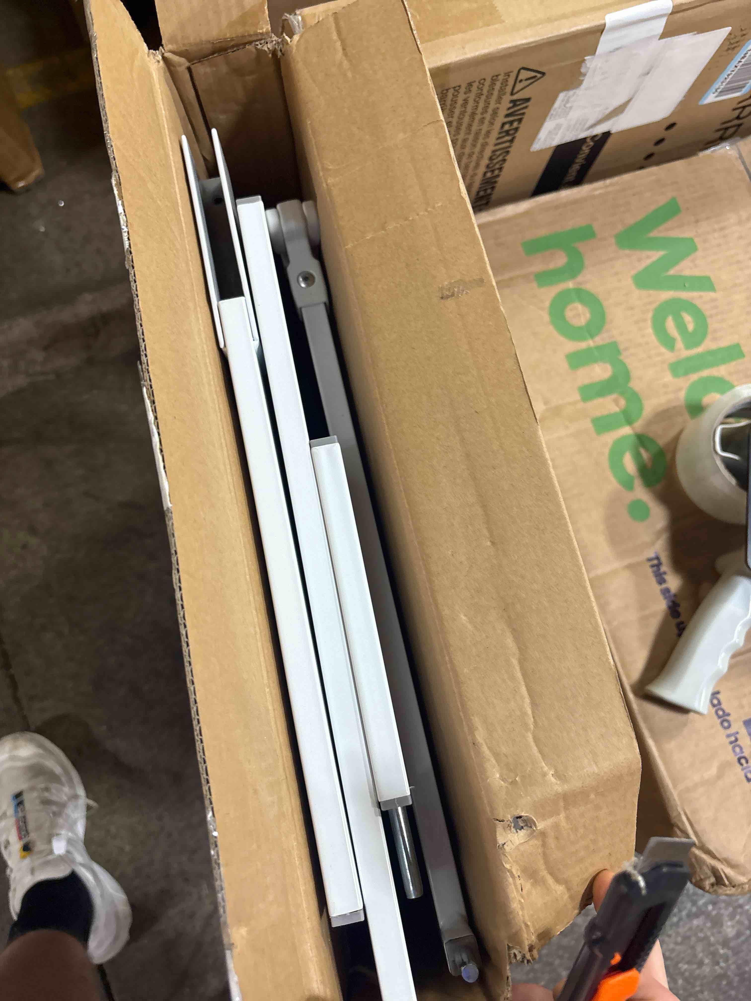 https://s3.amazonaws.com/lotting-images-prod/phillipi/BRN1323776_1760470159959.jpeg