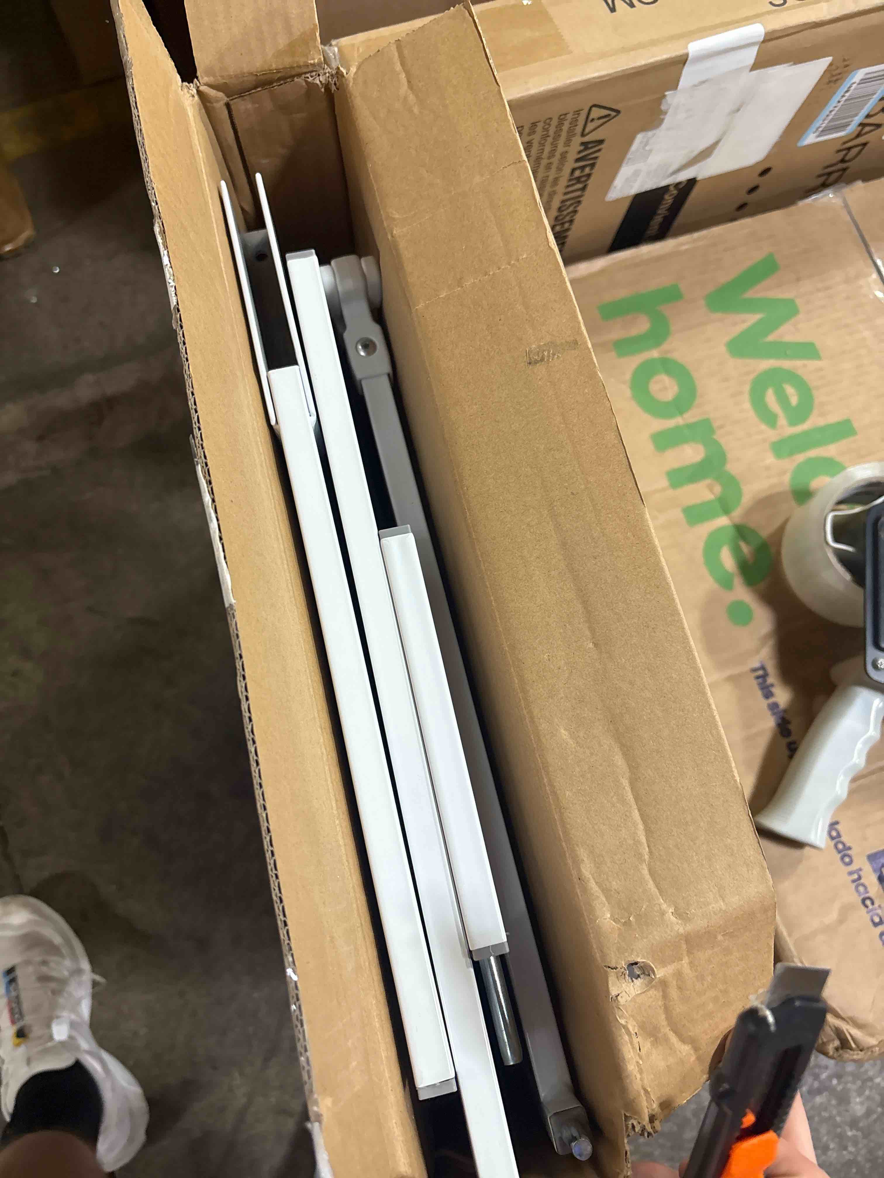 https://s3.amazonaws.com/lotting-images-prod/phillipi/BRN1323776_1760470160809.jpeg
