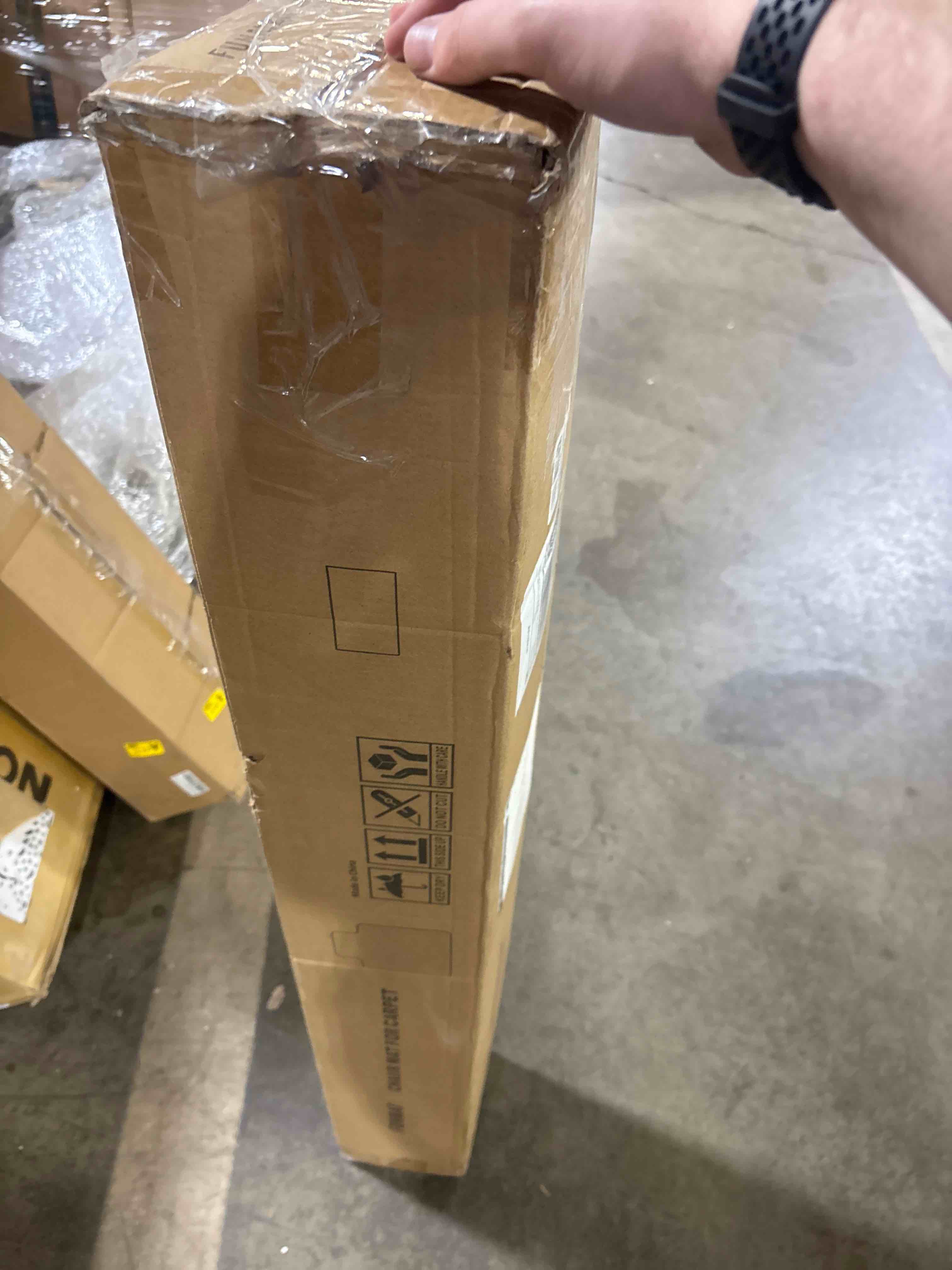 https://s3.amazonaws.com/lotting-images-prod/phillipi/BRN1323832_1761066881625.jpeg