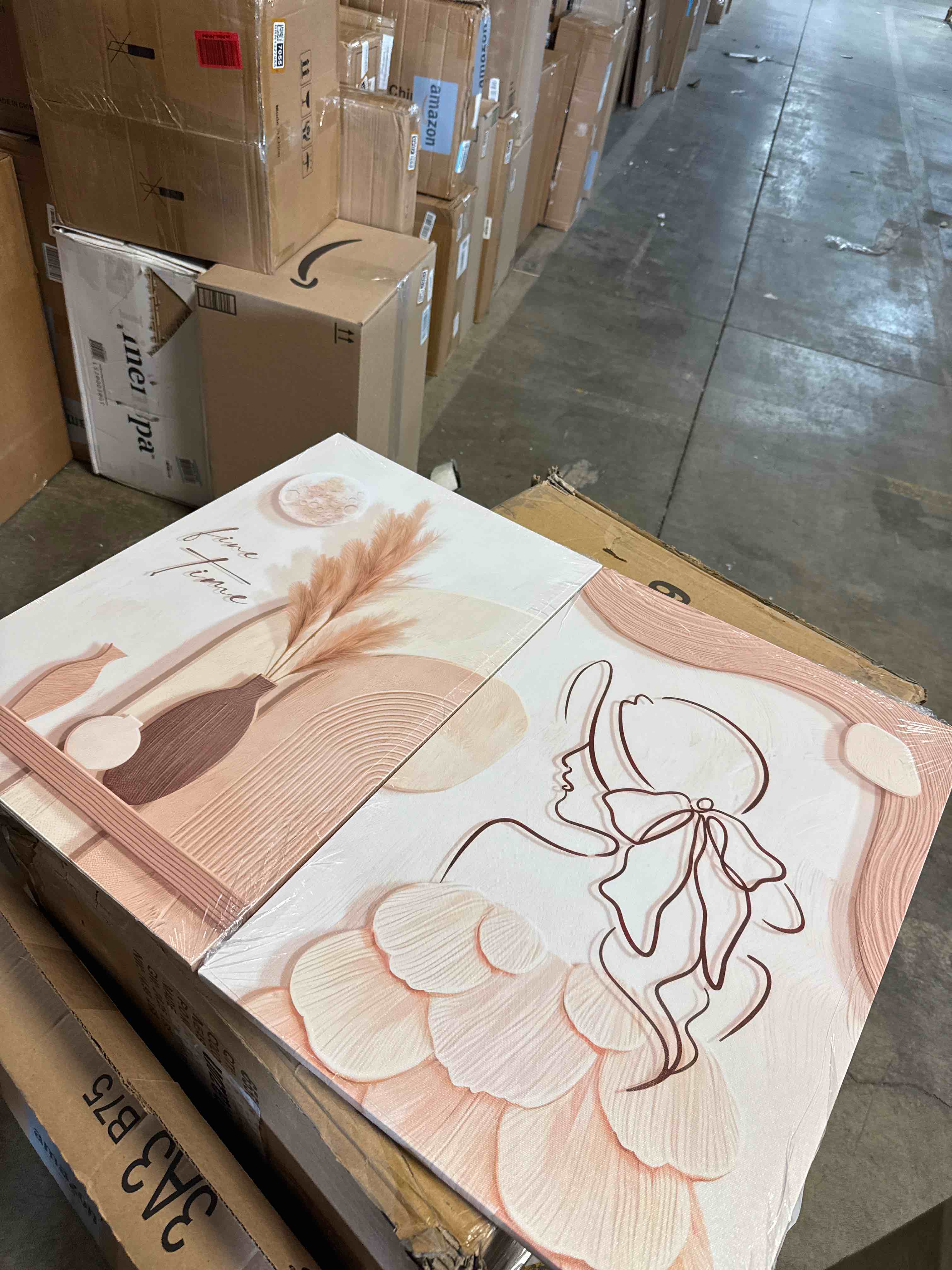 Condition photo showing New/Like New for 2pcs Neutral Abstract Canvas Wall Art Tan And Cream Beige Minimalist Wall Decor Pictures Modern Abstract Geometry Woman Posters Prints Paintings for Living Room Bedroom Bathroom Home Decorate