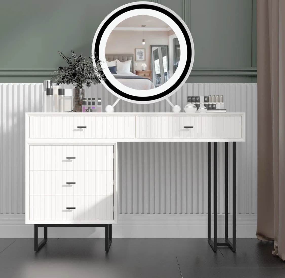 Askwith 47.2'' Wide Vanity