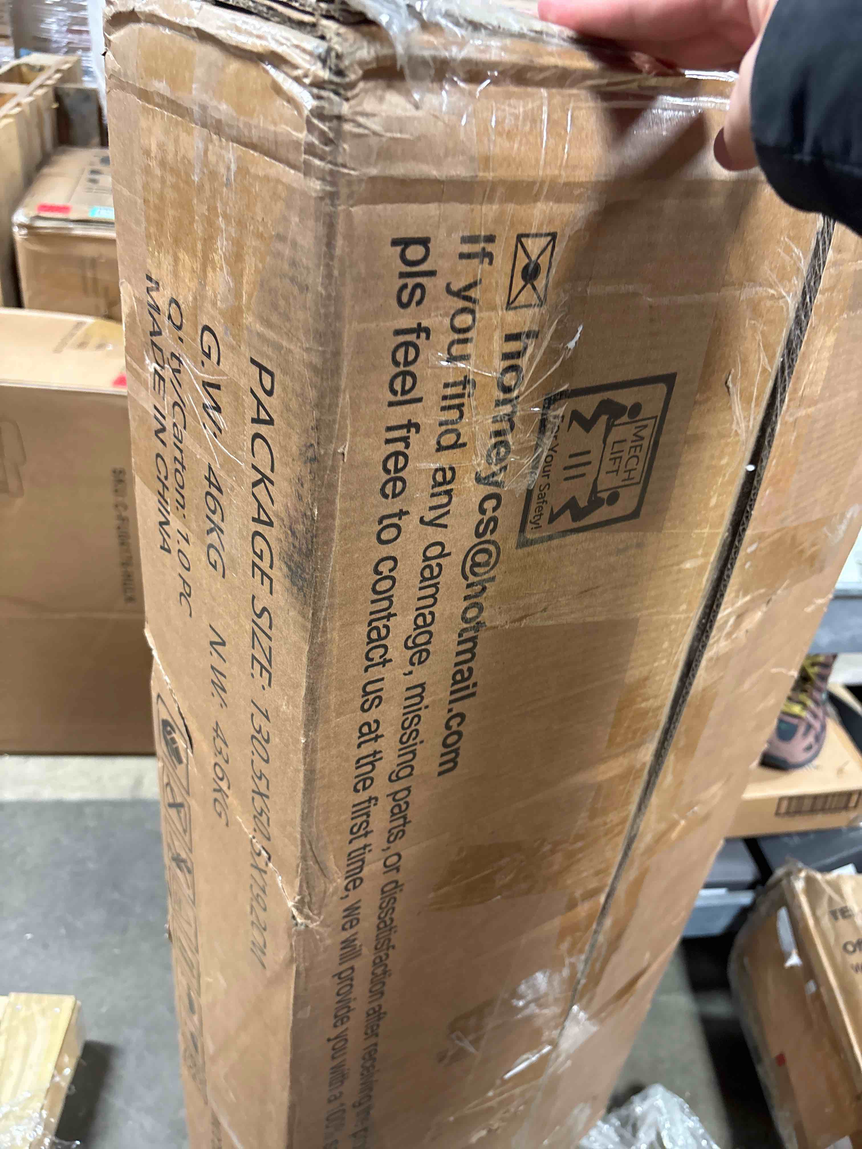 Condition photo showing Good Condition for 115.7" W Walk In Closet System with 6 Drawers