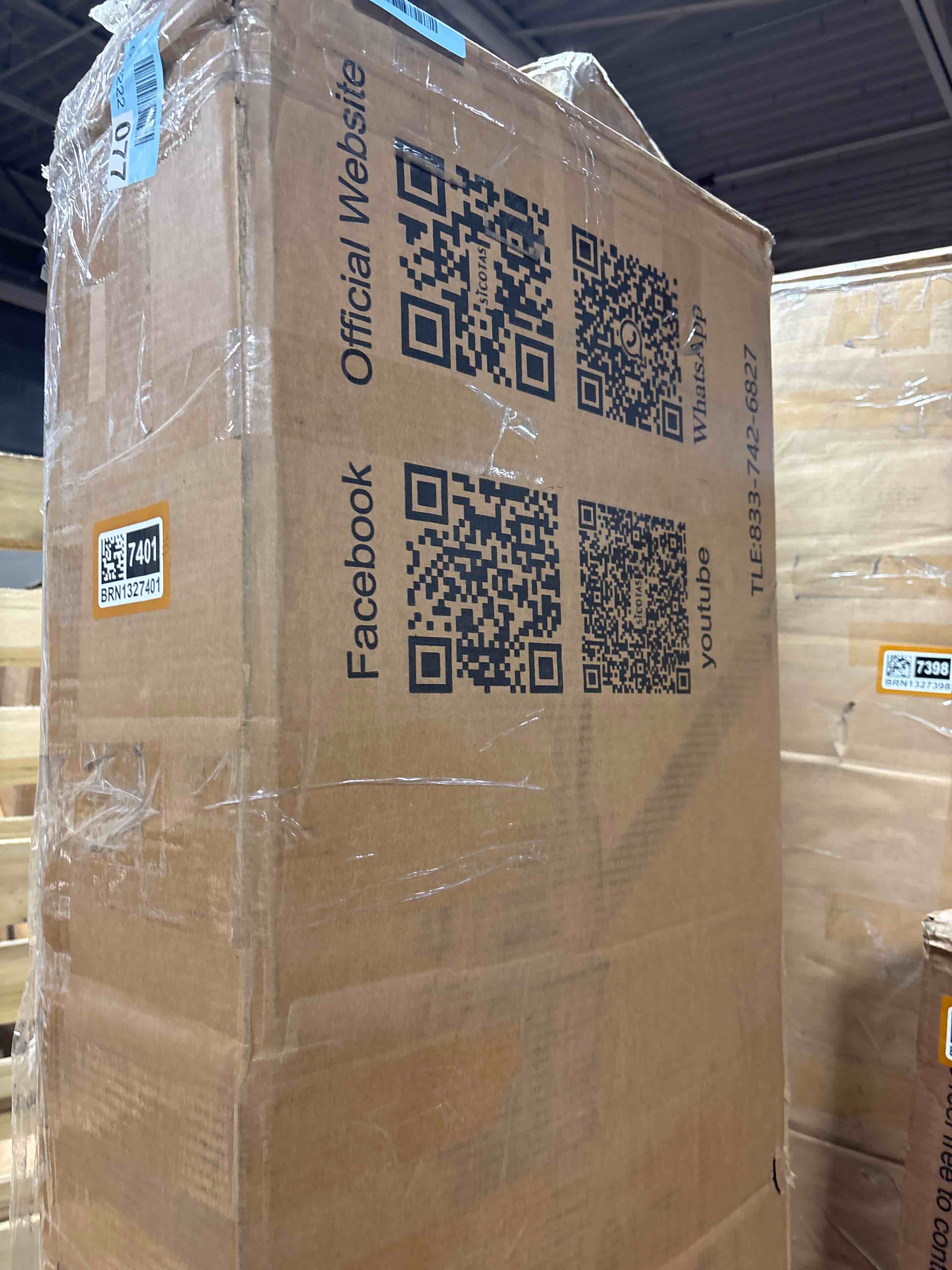 Condition photo showing Good Condition for Marliee 70.9" H x 30.7" W Standard Bookcase 