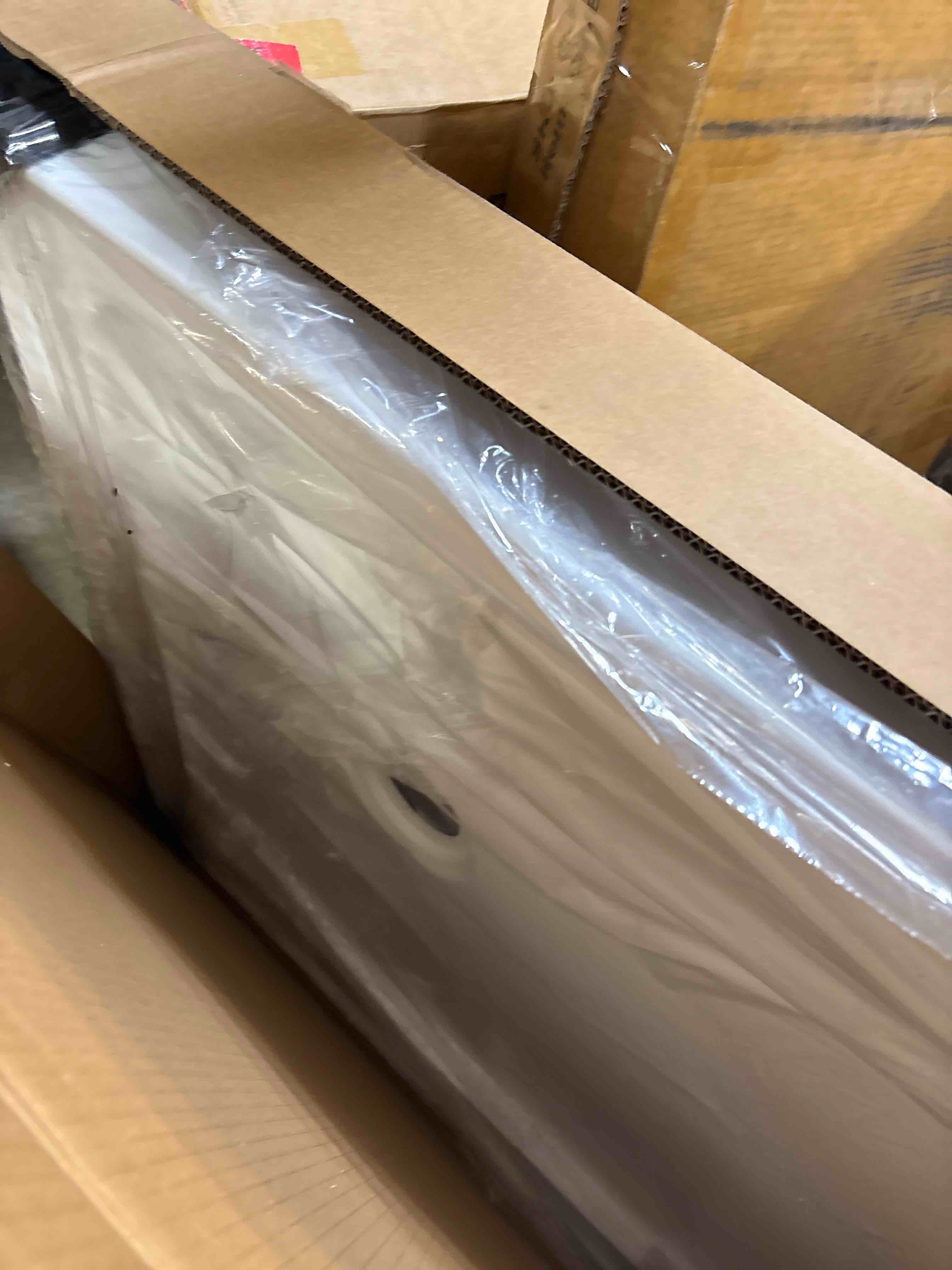 Condition photo showing New/Like New for Garvee Shower Base 60'' L x 32'' W with Stainless Steel Drain, Shower Pan ? Tray with Non-Slip Texture, Center Drain White 32''x60''