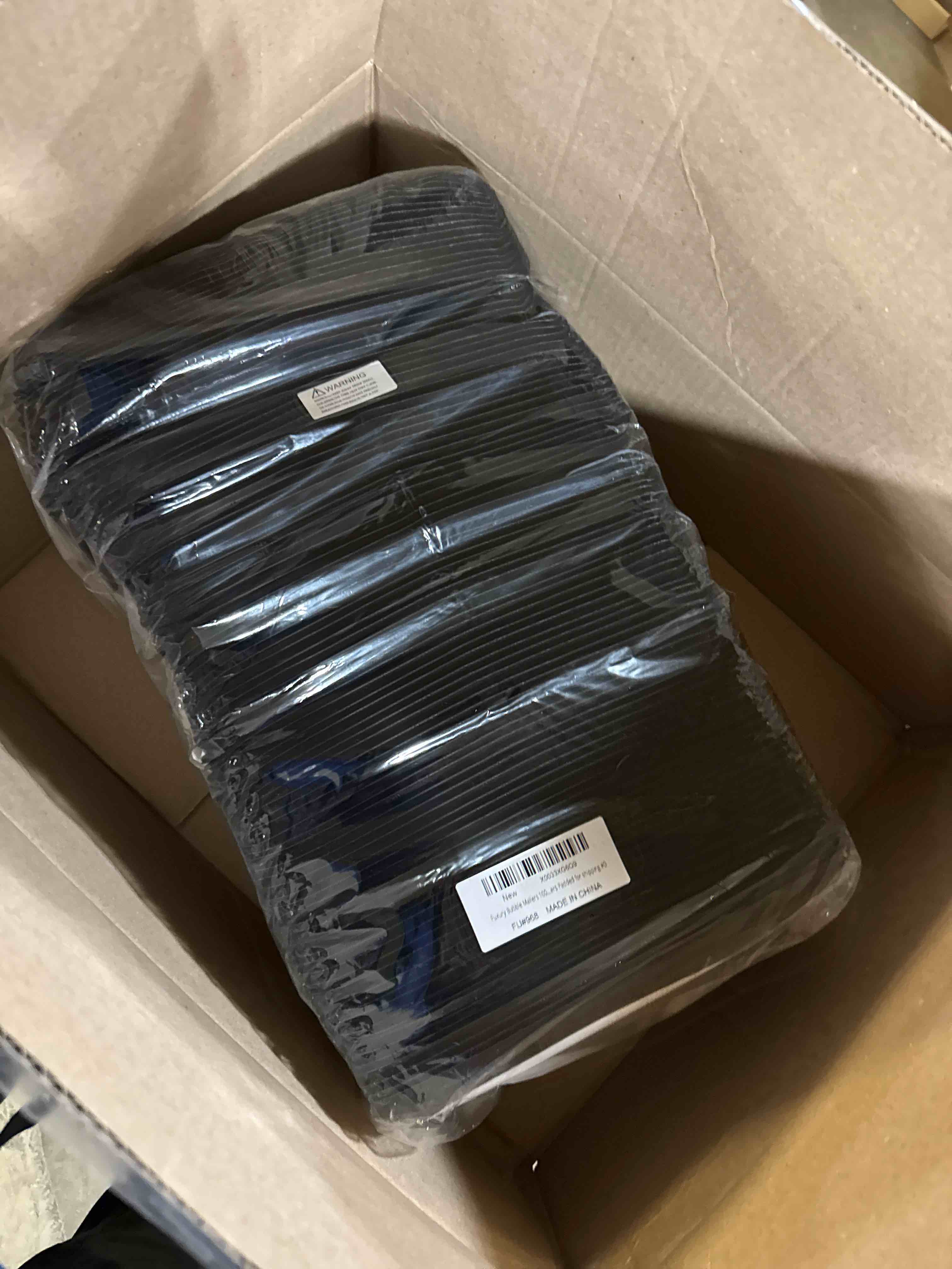 Condition photo showing New/Like New for Fuxury Bubble Mailers 6x10" 100 Pack Black Padded Envelopes Usable Size 6x9" Thick Mailing Envelopes Bubble Opaque Padded Mailers Shipping Bags for Mailing Jewelry Makeup Small Business#0 Black 6×10" 100PC