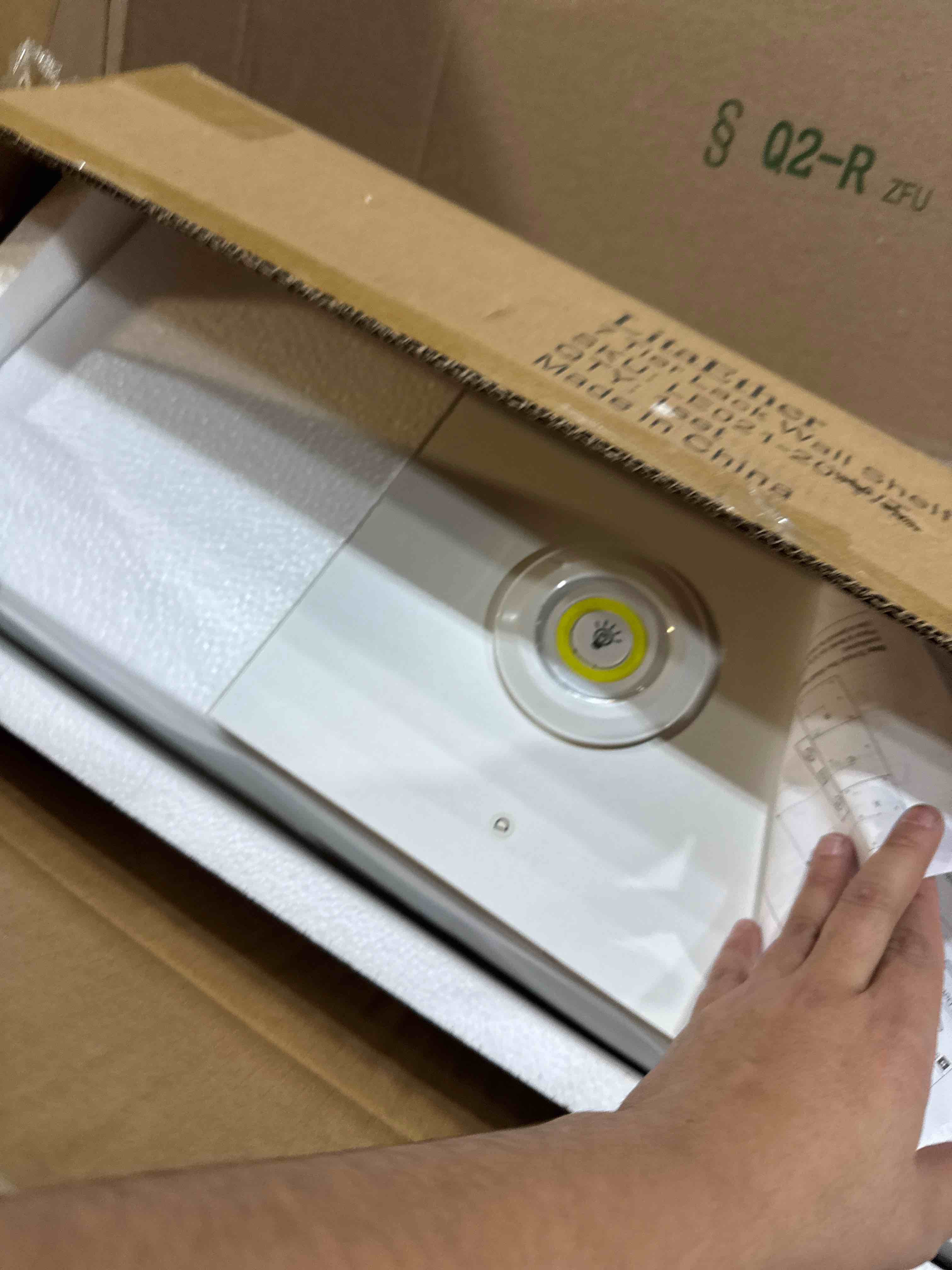 Condition photo showing New/Like New for Versatile 7 Tier Wall Shelf Unit,White Lack Wall Shelf,Display Floating Shelf with LED Remote Control Light 7 Tier White