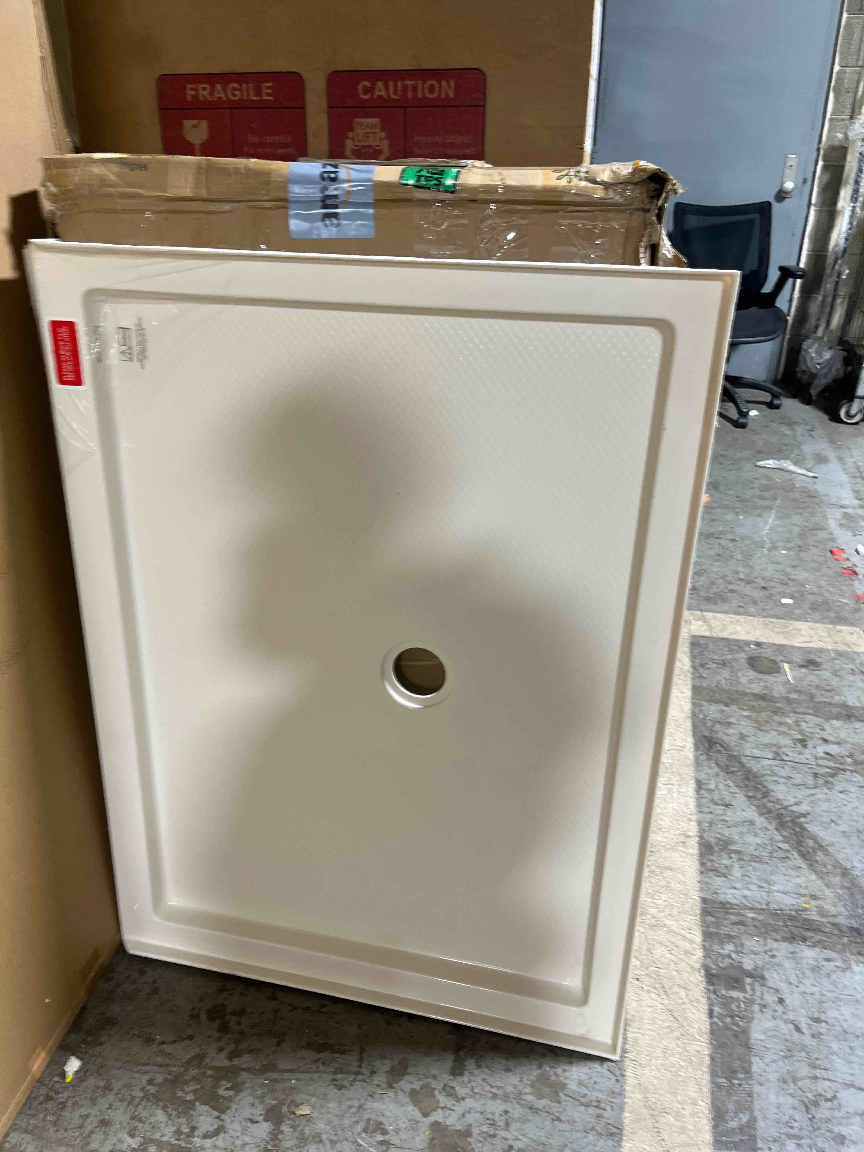 Condition photo showing Good Condition for DreamLine SlimLine Single Threshold Shower Base in White | DLT-1136480