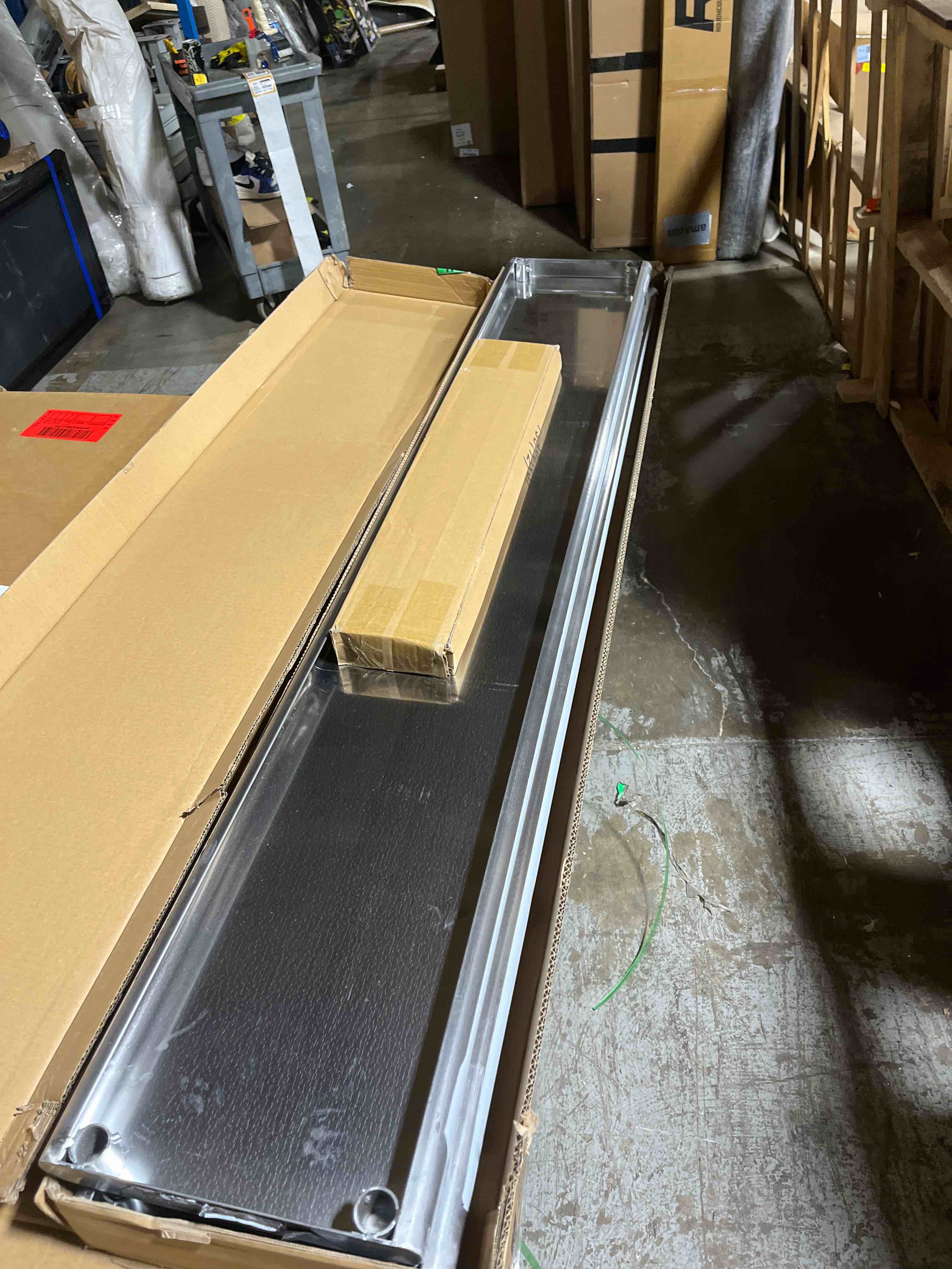 Condition photo showing Good Condition for Hally Double Overshelf of Stainless Steel 12'' x 72'' Weight Capacity 420lb, Commercial 2 Tier Shelf for Prep & Work Table in Restaurant, Home or Kitchen