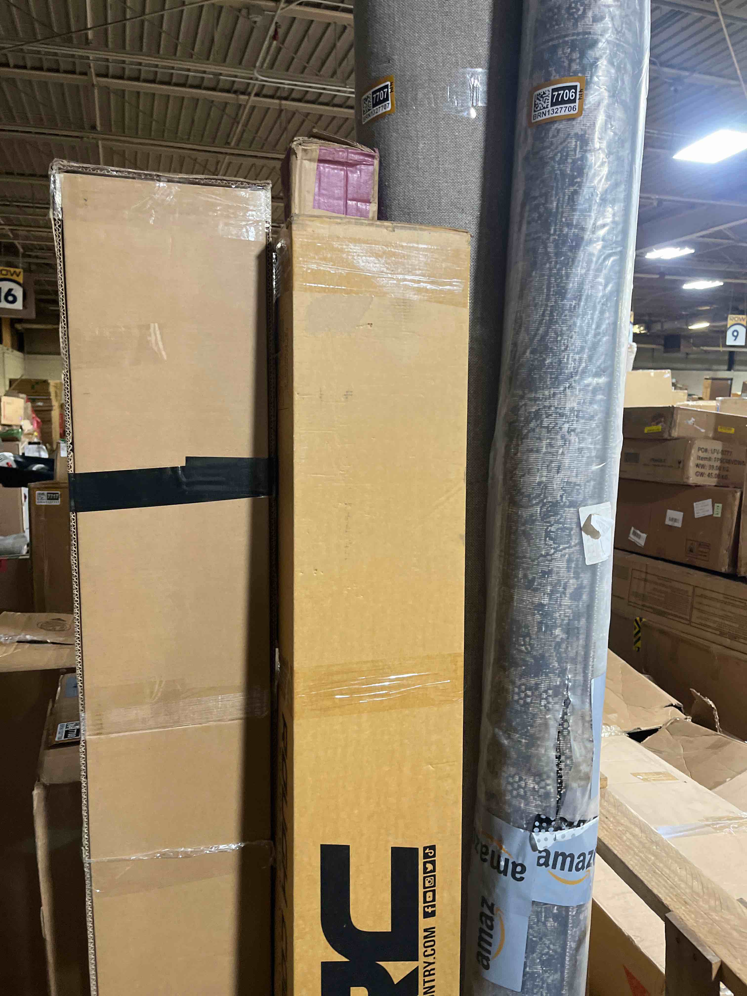 Condition photo showing New/Like New for Rough Country Soft Roll-Up Truck Bed Cover for Chevy Silverado & GMC Sierra 1500 (2019-2026) - Fits 5'10 (69.9") Short Bed, Weather-Resistant Truck Tonneau Cover 5'10" Short Bed Soft Roll-Up