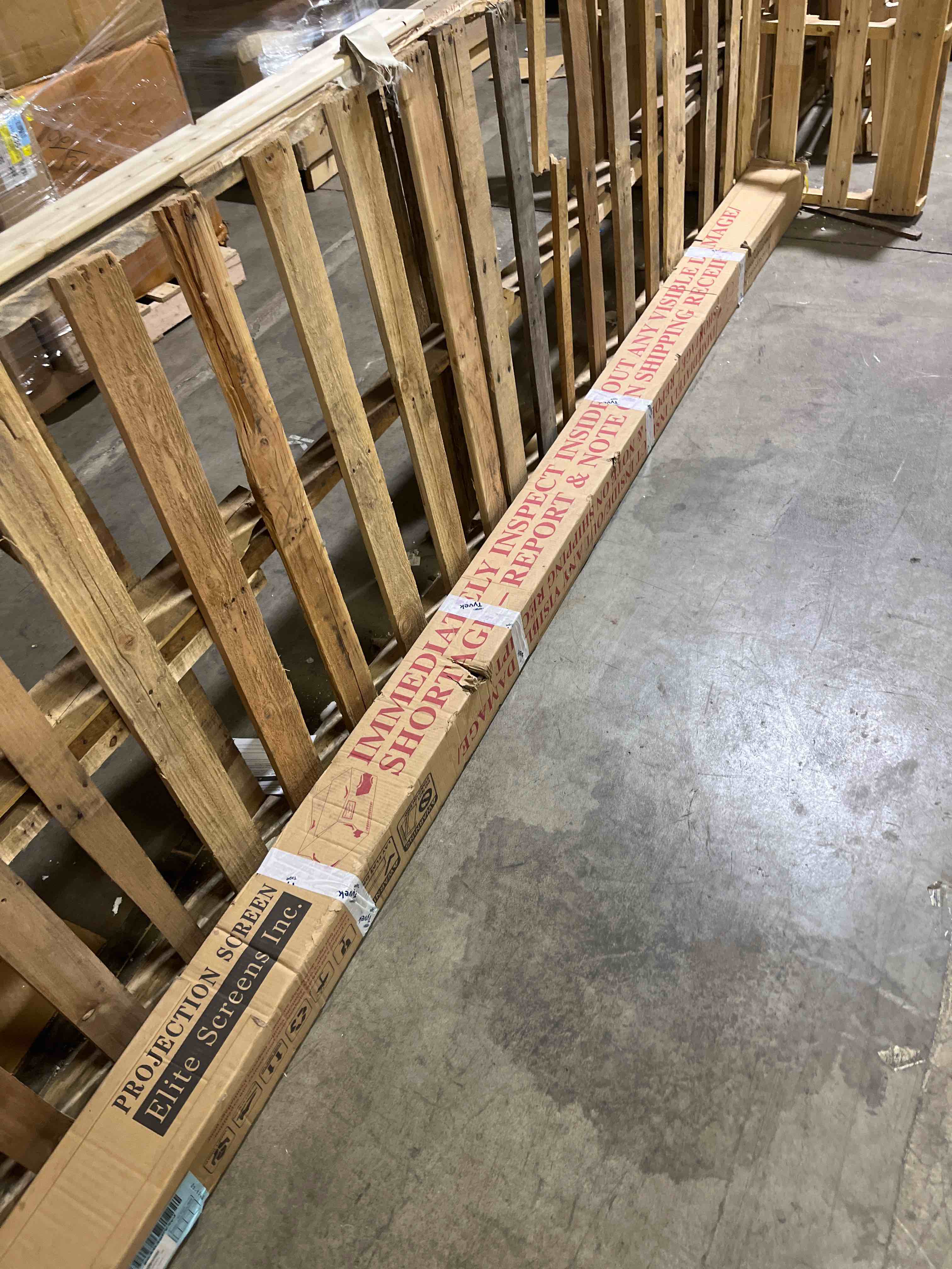 Condition photo showing Good Condition for Elite Screens Manual Series, 150-INCH 16:9, Pull Down Manual Projector Screen with AUTO LOCK, Movie Home Theater 8K / 4K Ultra HD 3D Ready, 2-YEAR WARRANTY, M150XWH2,White 150" 16:9