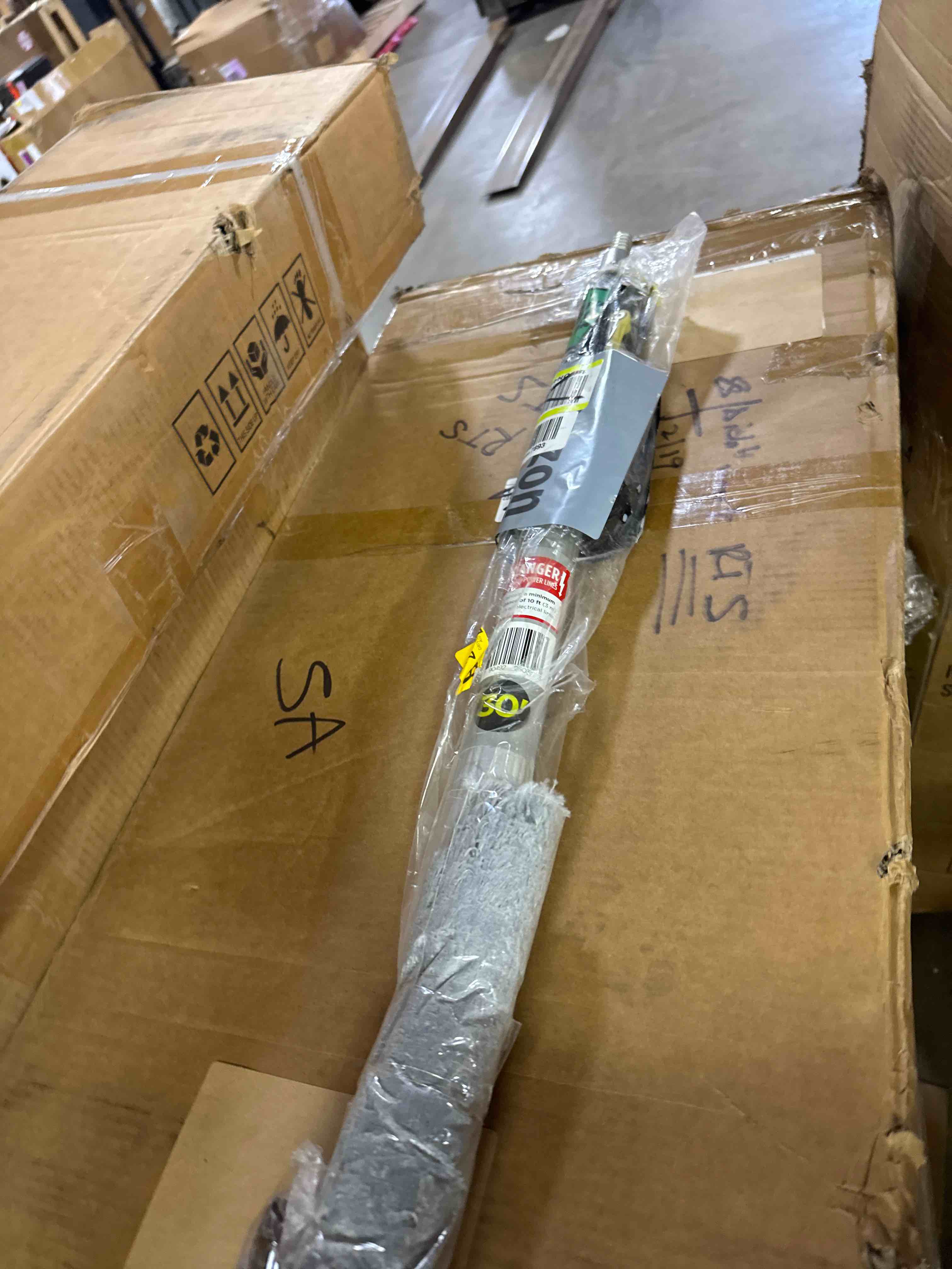 Condition photo showing Good Condition for docazoo docapole telescoping extension pole, 36 ft reach, 7 to 30 ft - multi-purpose: light bulb changer paint roller duster pole window cleaning gutter cleaning and hanging lights