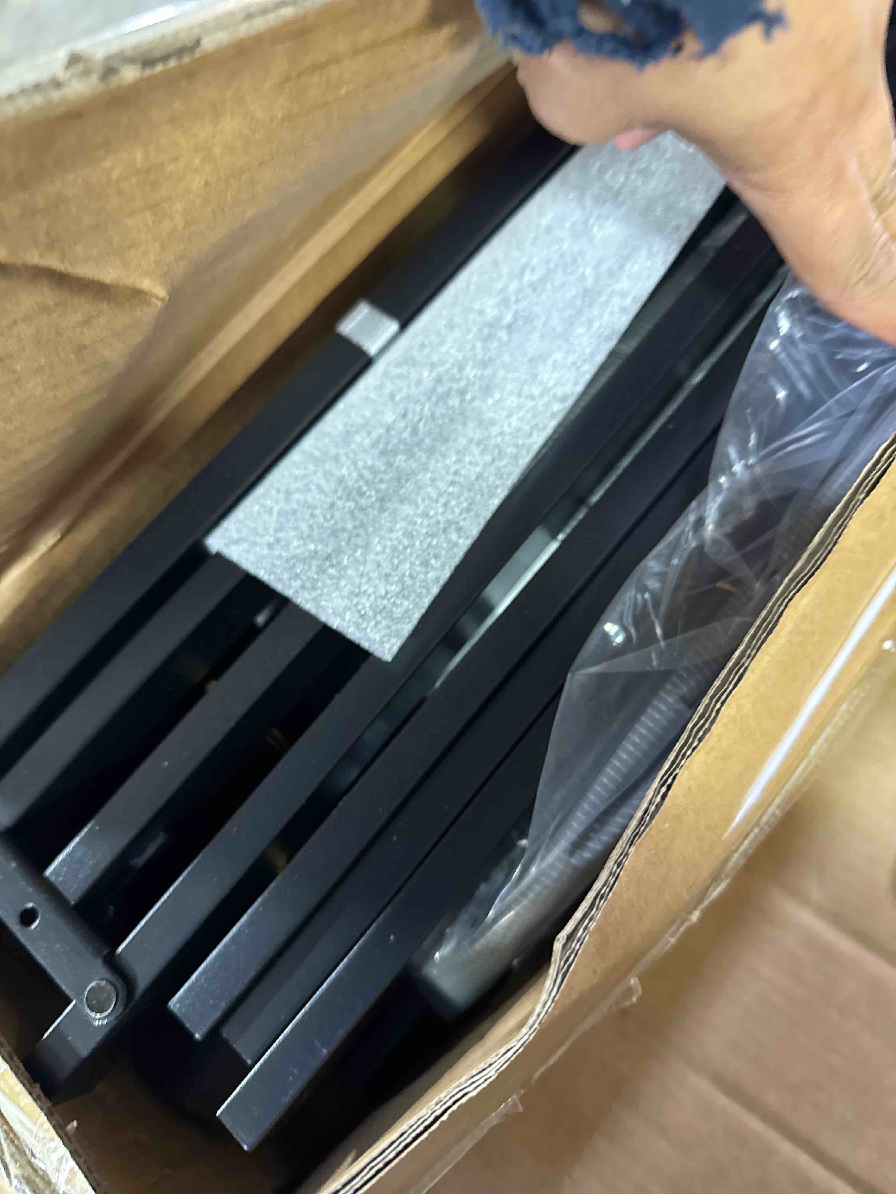 Condition photo showing New/Like New for twin box spring 5 inch low profile black heavy duty metal mattress foundation/easy assembly/non-slip/no noise/easy clean fabric cover