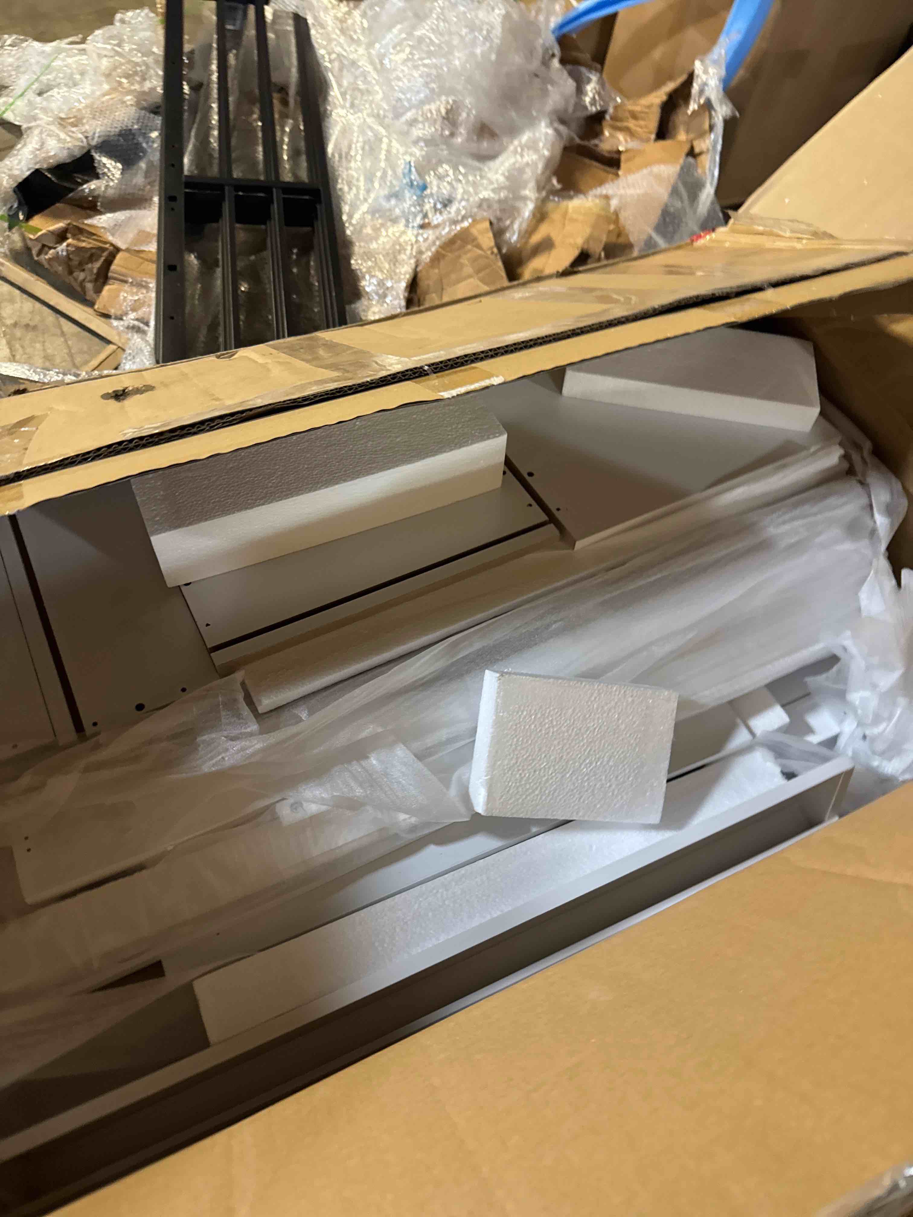 https://s3.amazonaws.com/lotting-images-prod/phillipi/BRN1328499_1777489457802.jpeg