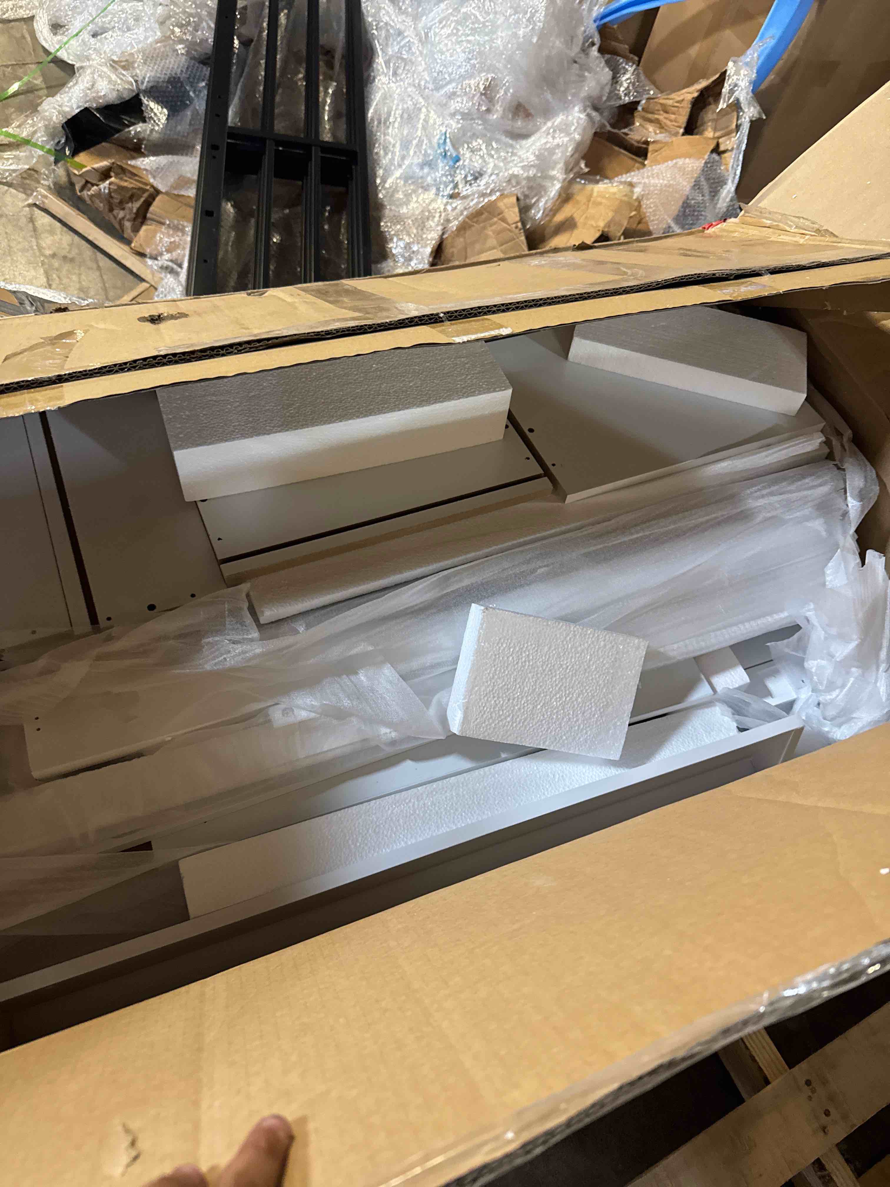 https://s3.amazonaws.com/lotting-images-prod/phillipi/BRN1328499_1777489459555.jpeg