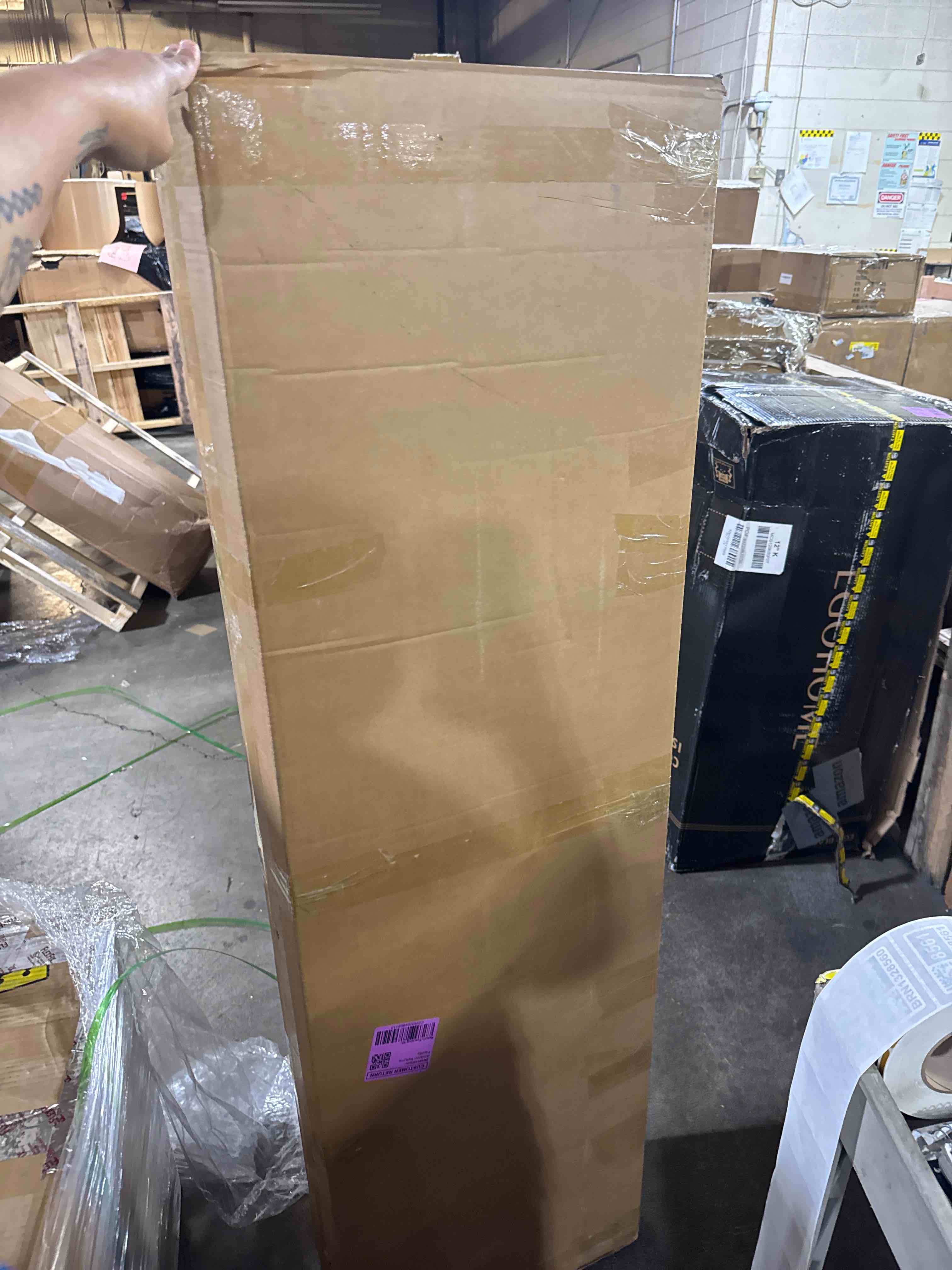 https://s3.amazonaws.com/lotting-images-prod/phillipi/BRN1328554_1777994173291.jpeg
