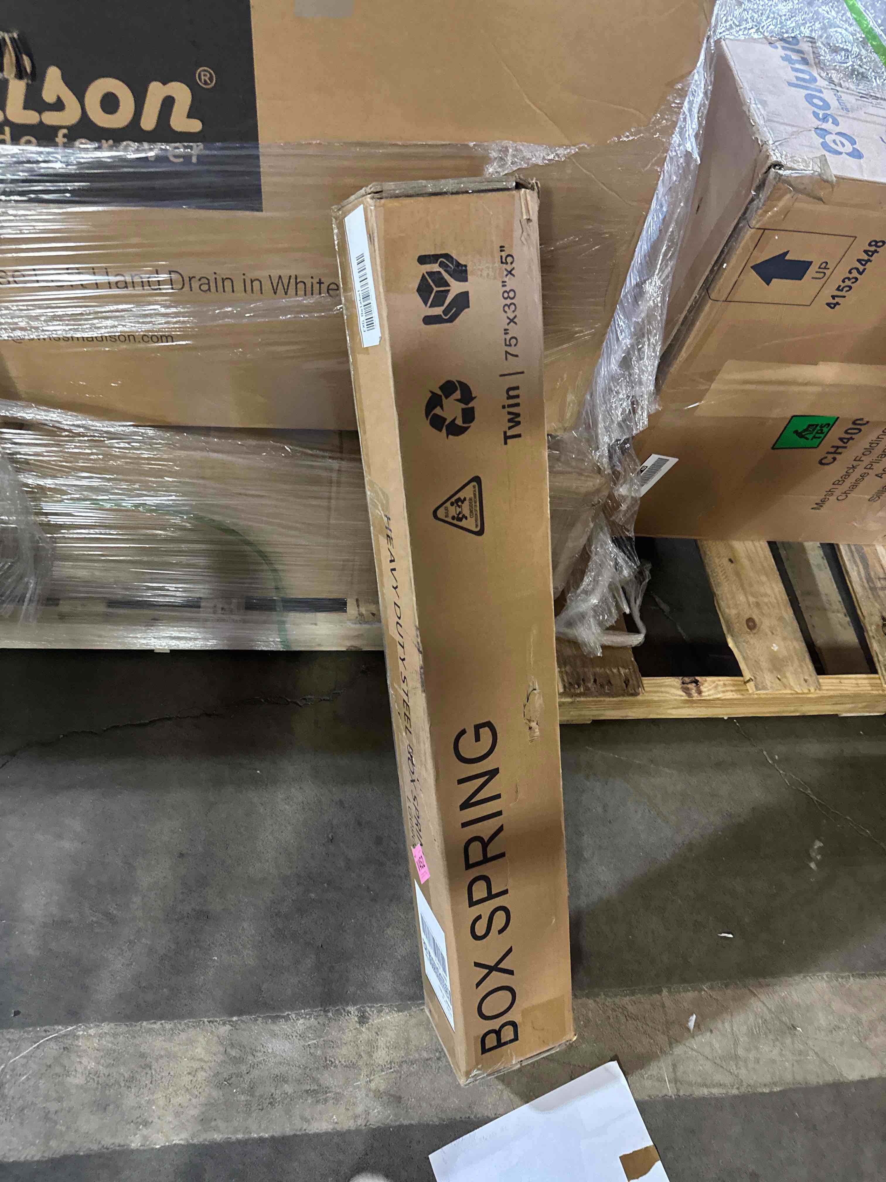 https://s3.amazonaws.com/lotting-images-prod/phillipi/BRN1328566_1777997316933.jpeg