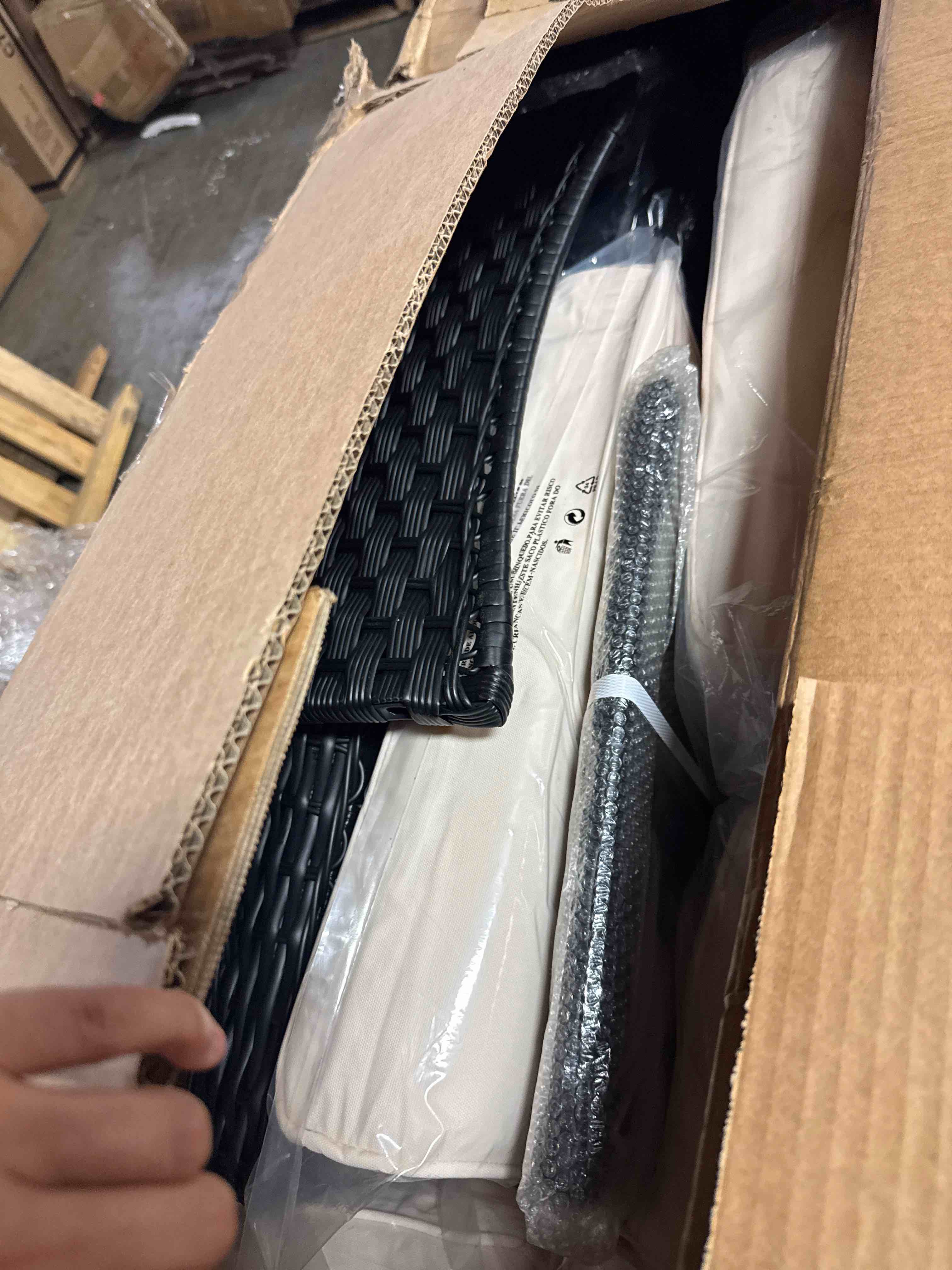 https://s3.amazonaws.com/lotting-images-prod/phillipi/BRN1328613_1778172032929.jpeg