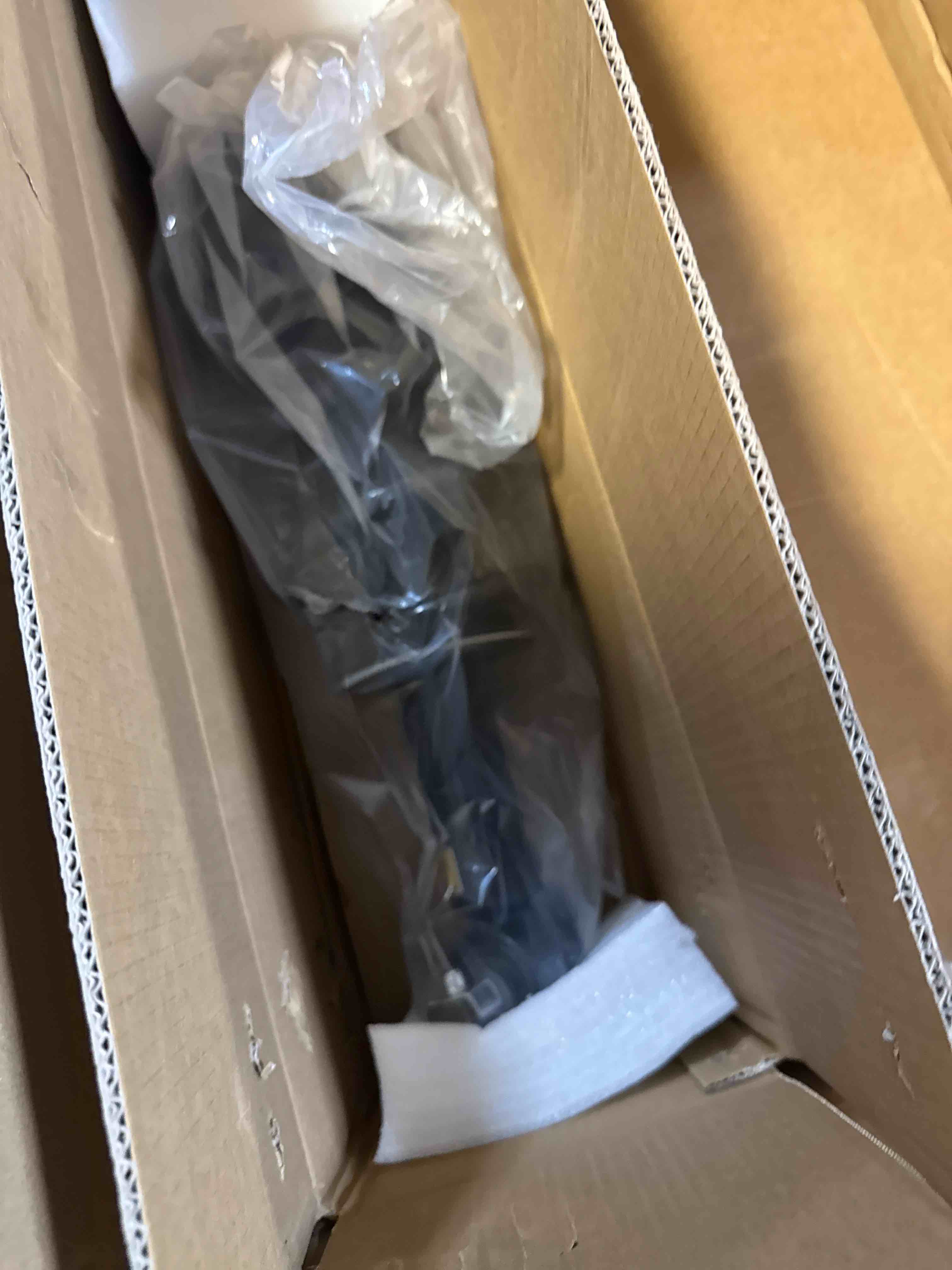 https://s3.amazonaws.com/lotting-images-prod/phillipi/BRN1328697_1778524377847.jpeg